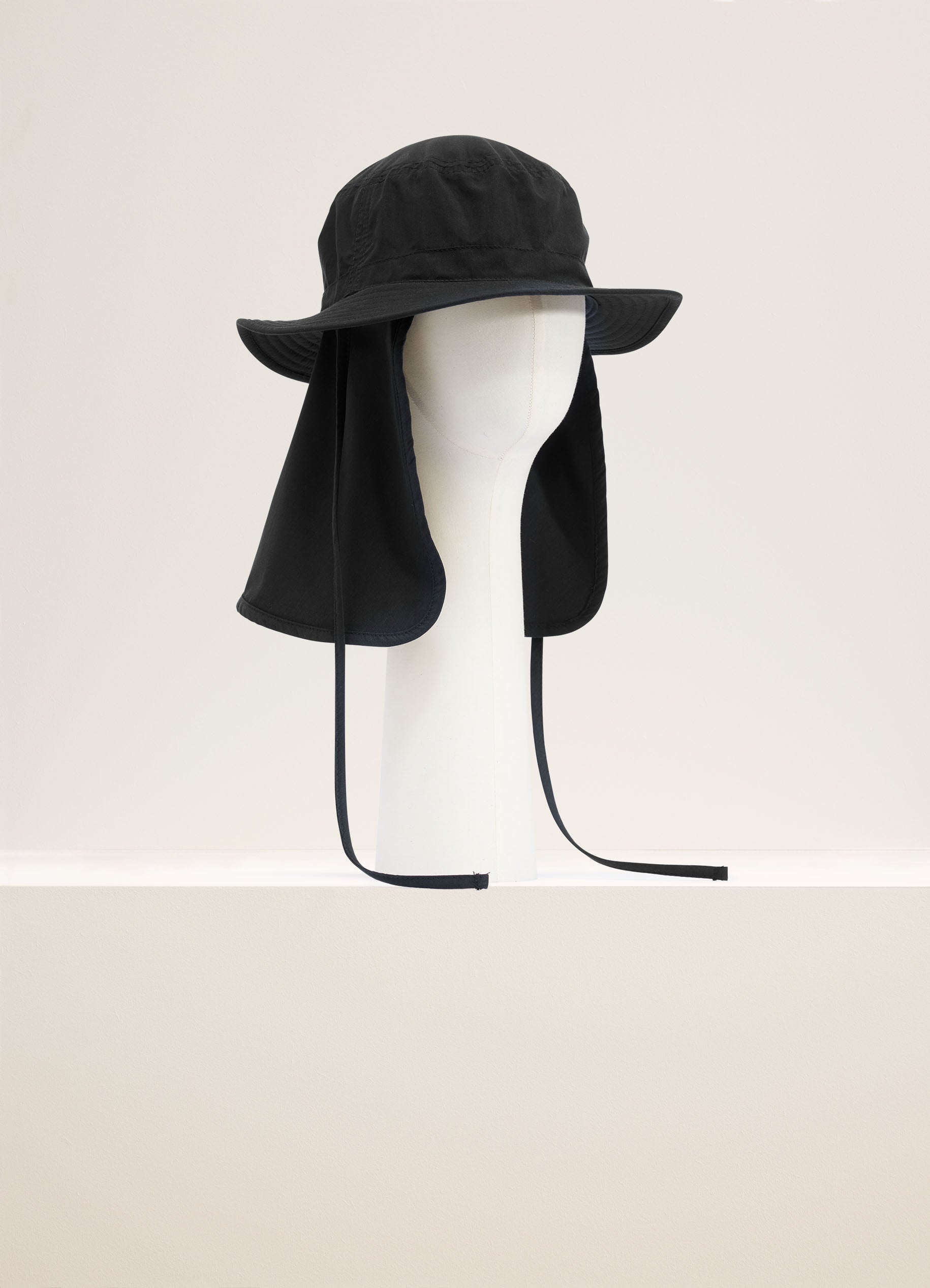 Desert Bucket Hat in Black - LEMAIRE