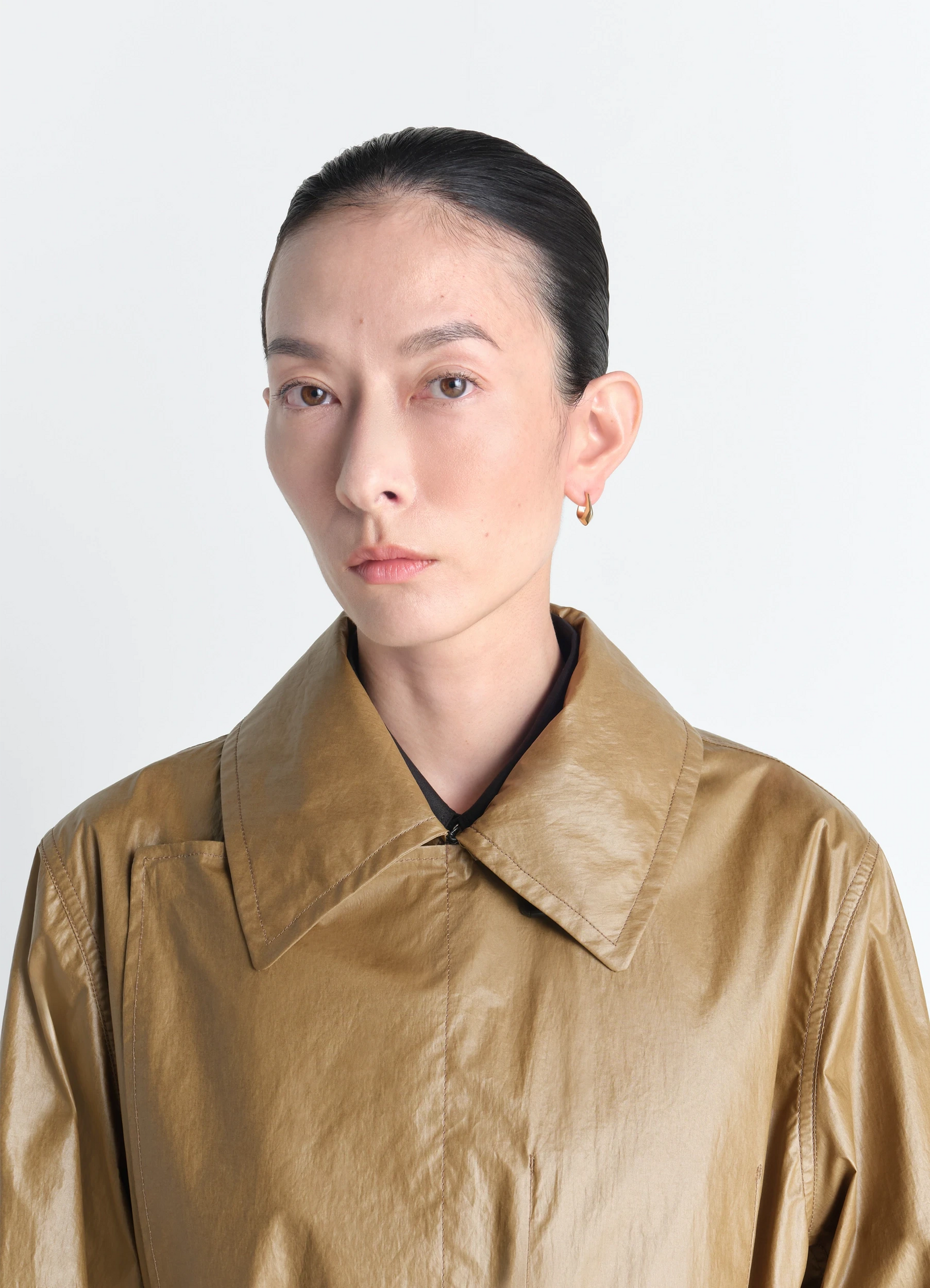 Mini drop earring vermeil in vermeil, model shot, side profile worn with collar