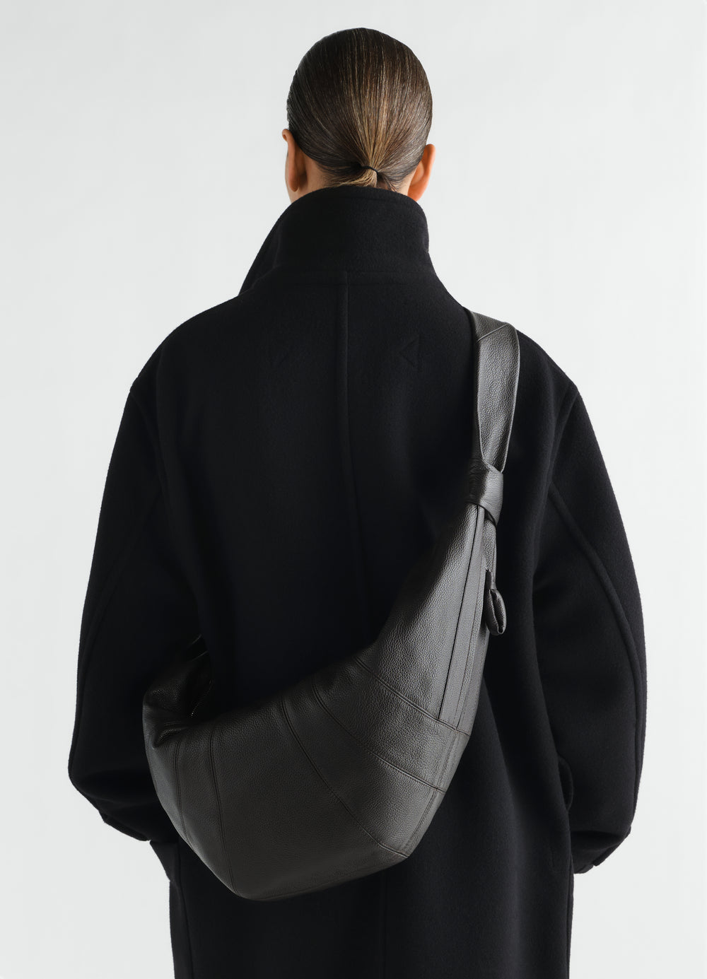 BORSA CROISSANT GRANDE IN PELLE