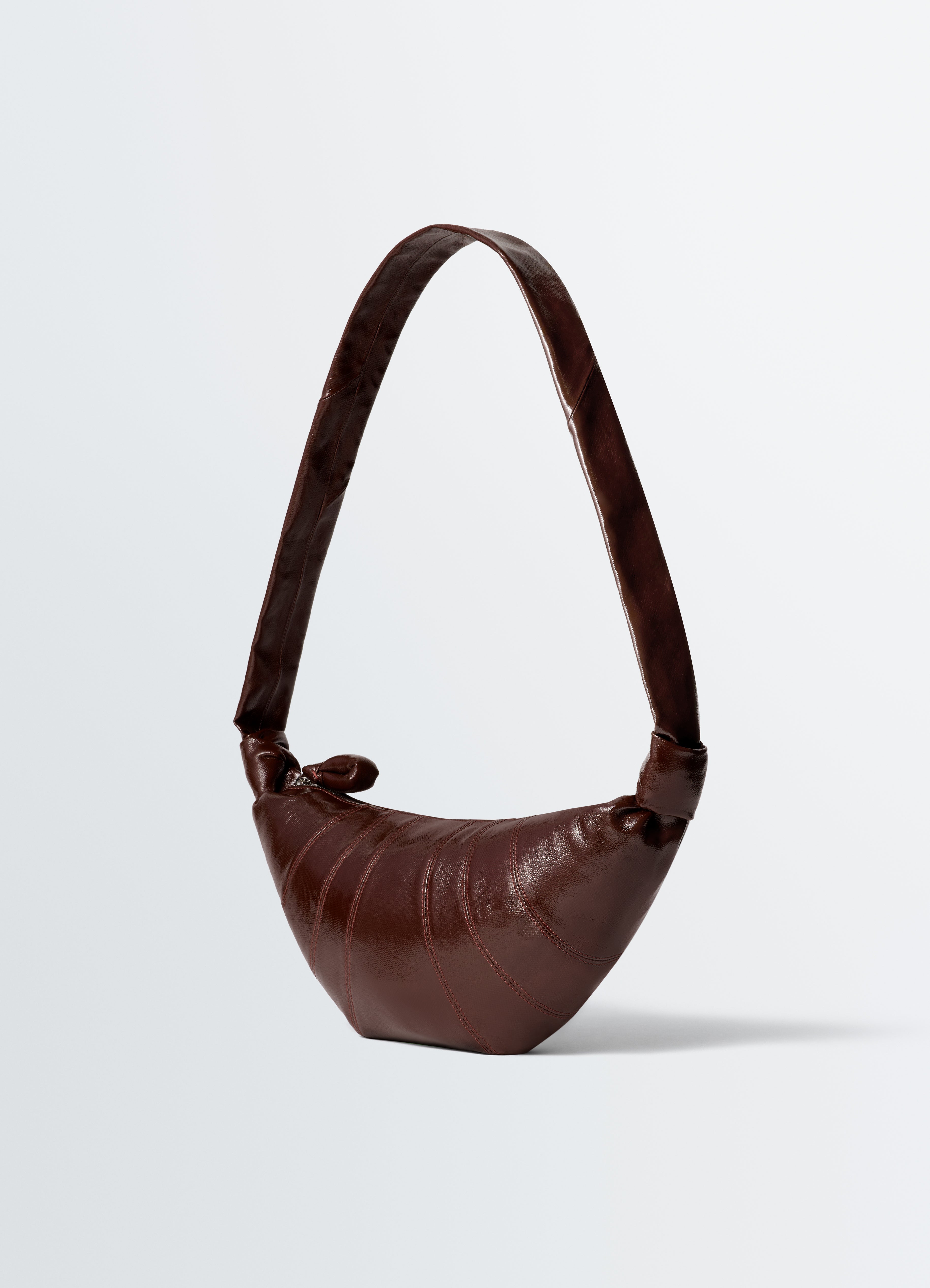 かまやつ LEMAIRE Medium Croissant Bag MEDIUM CROISSANT BAG IN COATED COTTON - Chocolate Fondant - Coated
