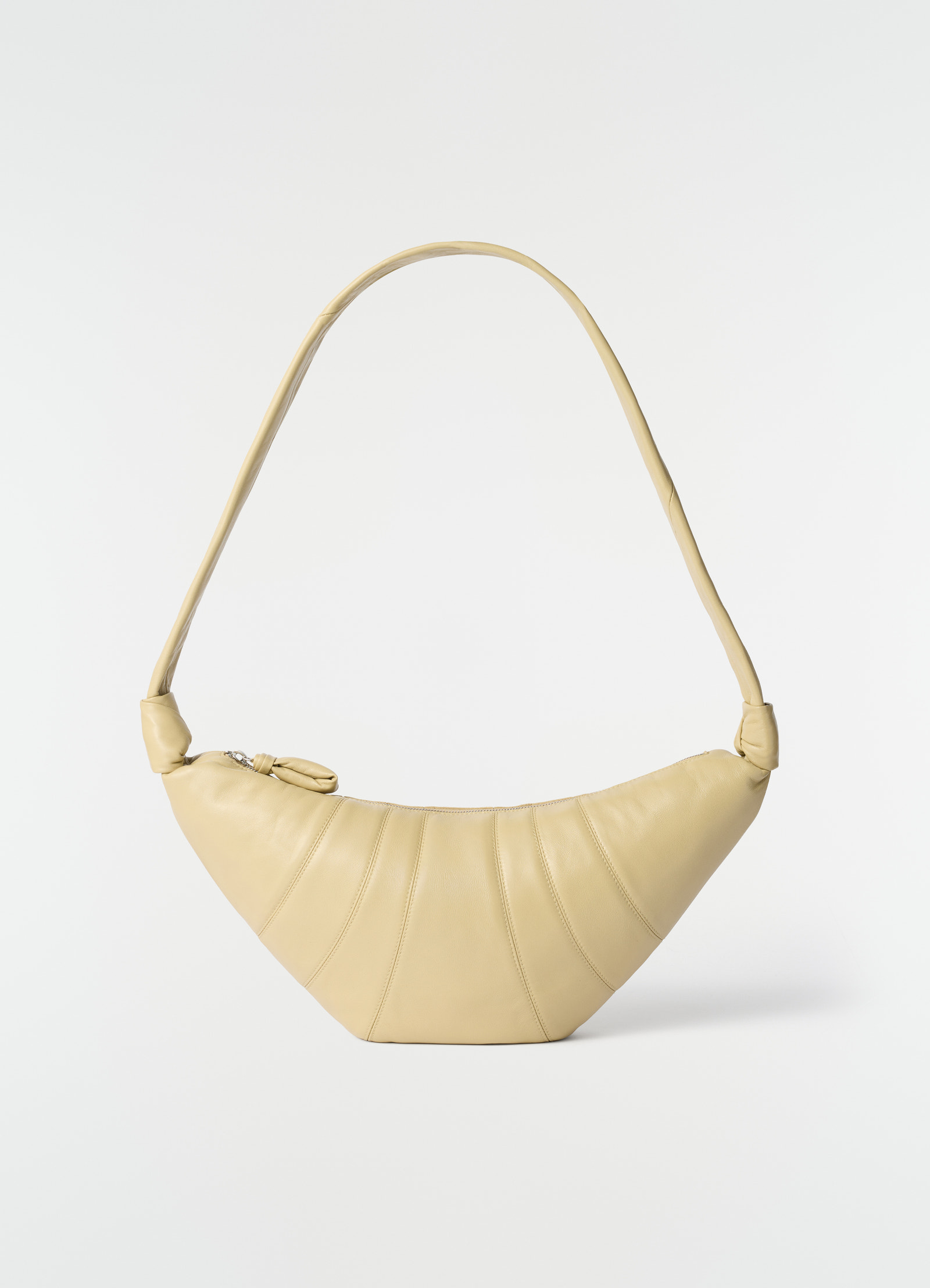 Medium croissant bag in leather