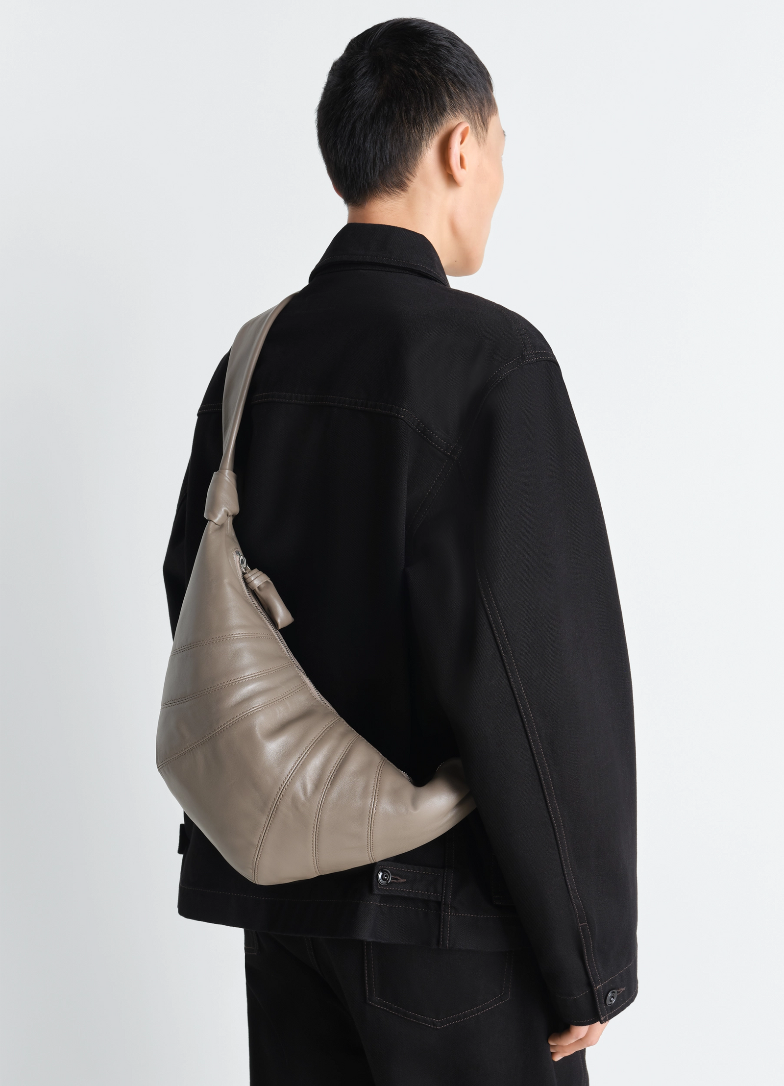 MEDIUM CROISSANT BAG IN LEATHER - Dark Khaki - Soft Nappa Leather MEDIUM CROISSANT BAG IN LEATHER - Dark Khaki - Soft Nappa Leather
