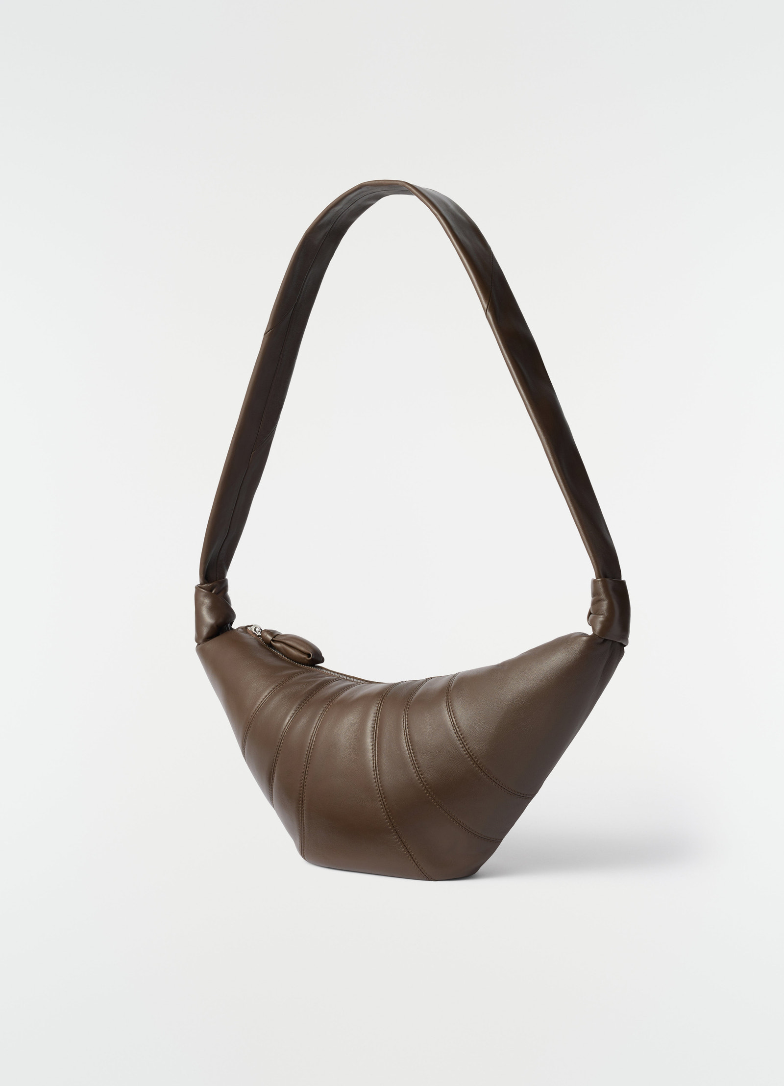 Medium croissant bag in leather