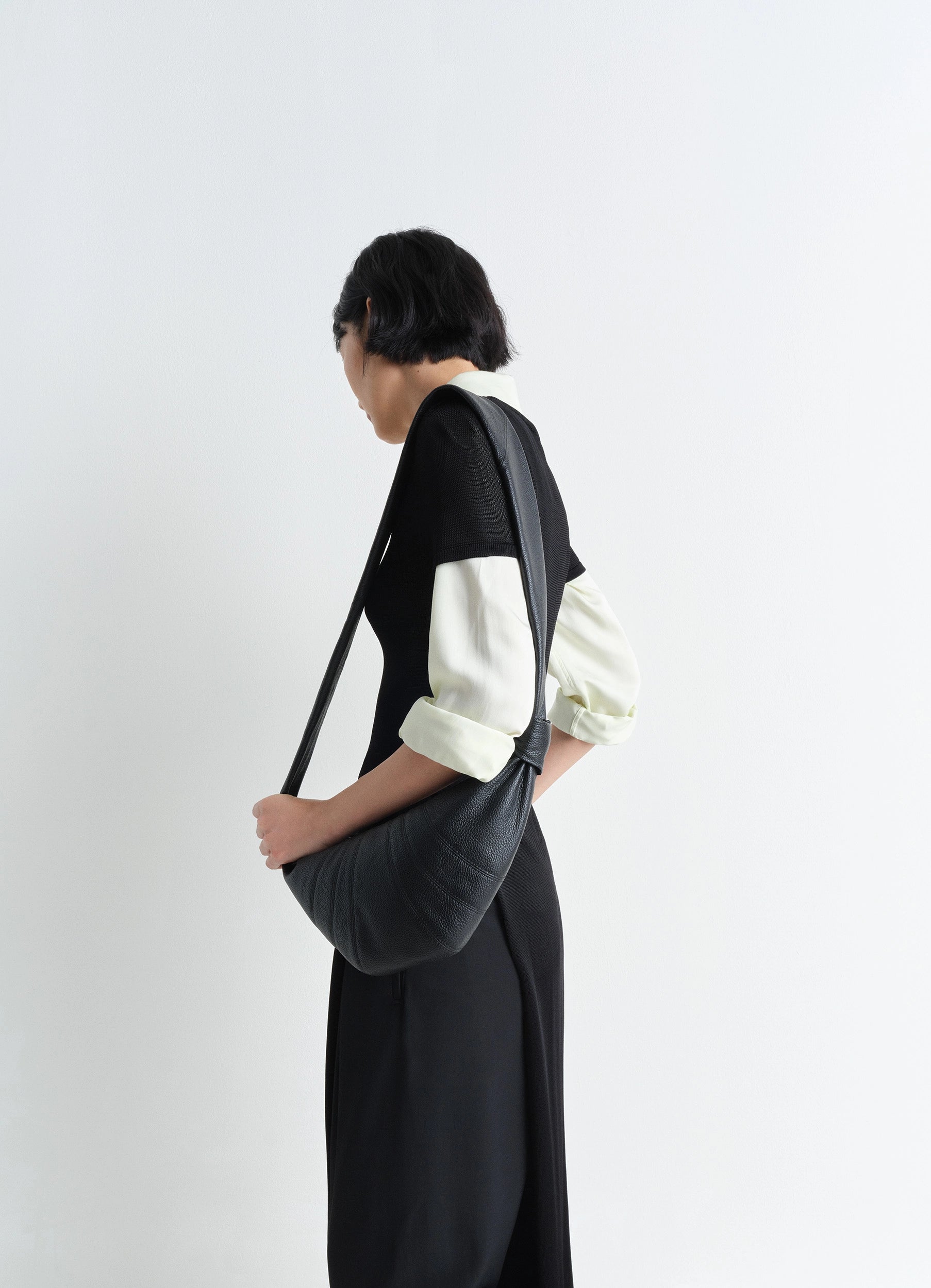 正規品】【試着のみ】LEMAIRE スモール Croissant バッグ 正規品】【試着のみ】LEMAIRE スモール Croissant バッグ