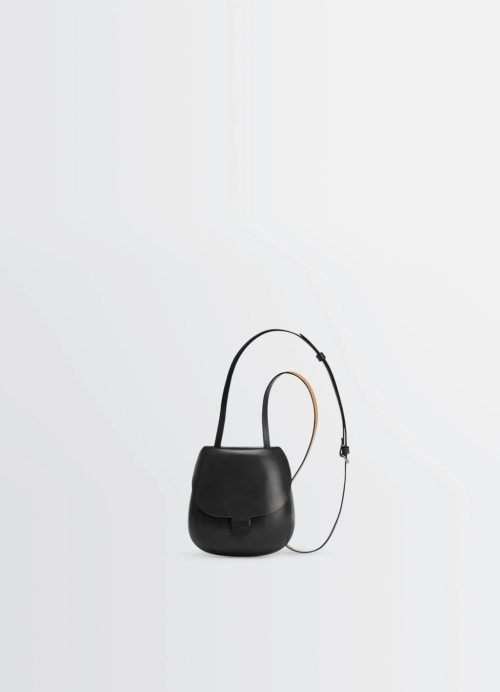 Il Bussetto for Lemaire Small Cartr in Patinated Vegetable-Tanned Leather, product shot, front view adjustable strap