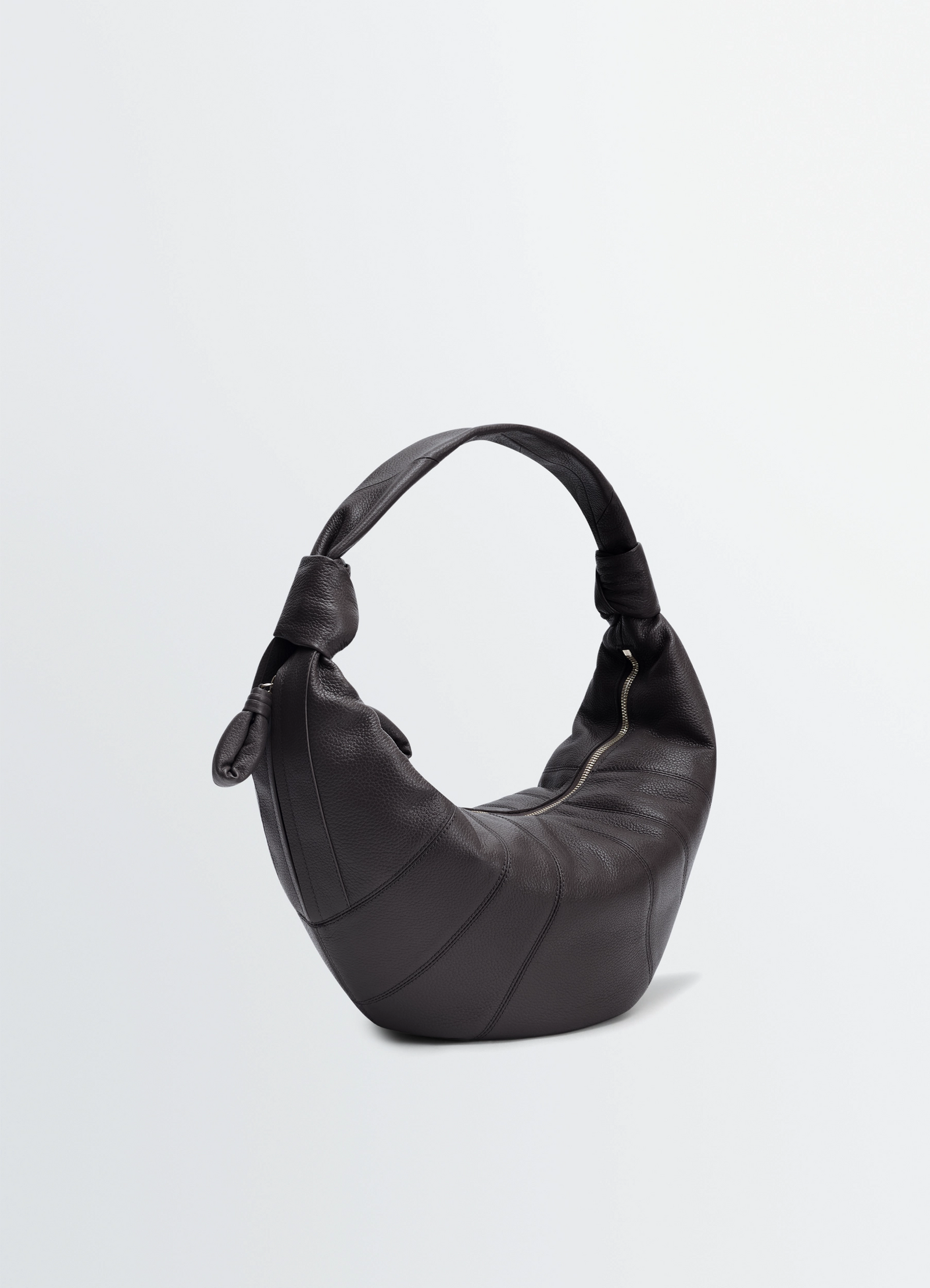 Fortune croissant bag in leather, product shot, angled side view pebbled texture