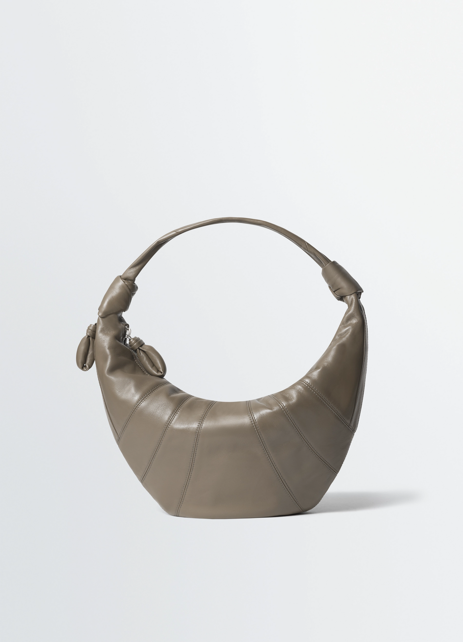Fortune croissant bag in nappa lambskin leather, product shot, front view half-moon silhouette