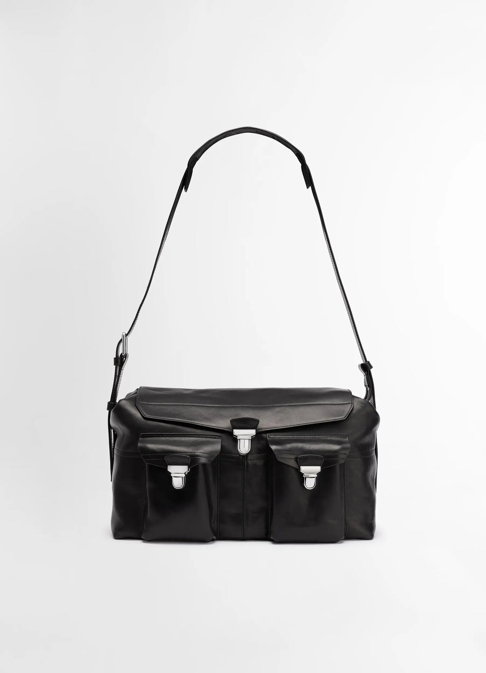 WEEK-END GEAR BAG in vegetable-tanned nappa leather, product shot, front view triple-pocket design