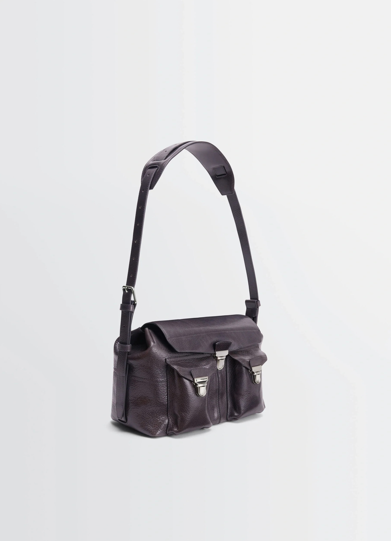 MEDIUM GEAR BAG IN LEATHER - Dark Mink - Glossy Vegetable Leather MEDIUM GEAR BAG IN LEATHER - Dark Mink - Glossy Vegetable Leather