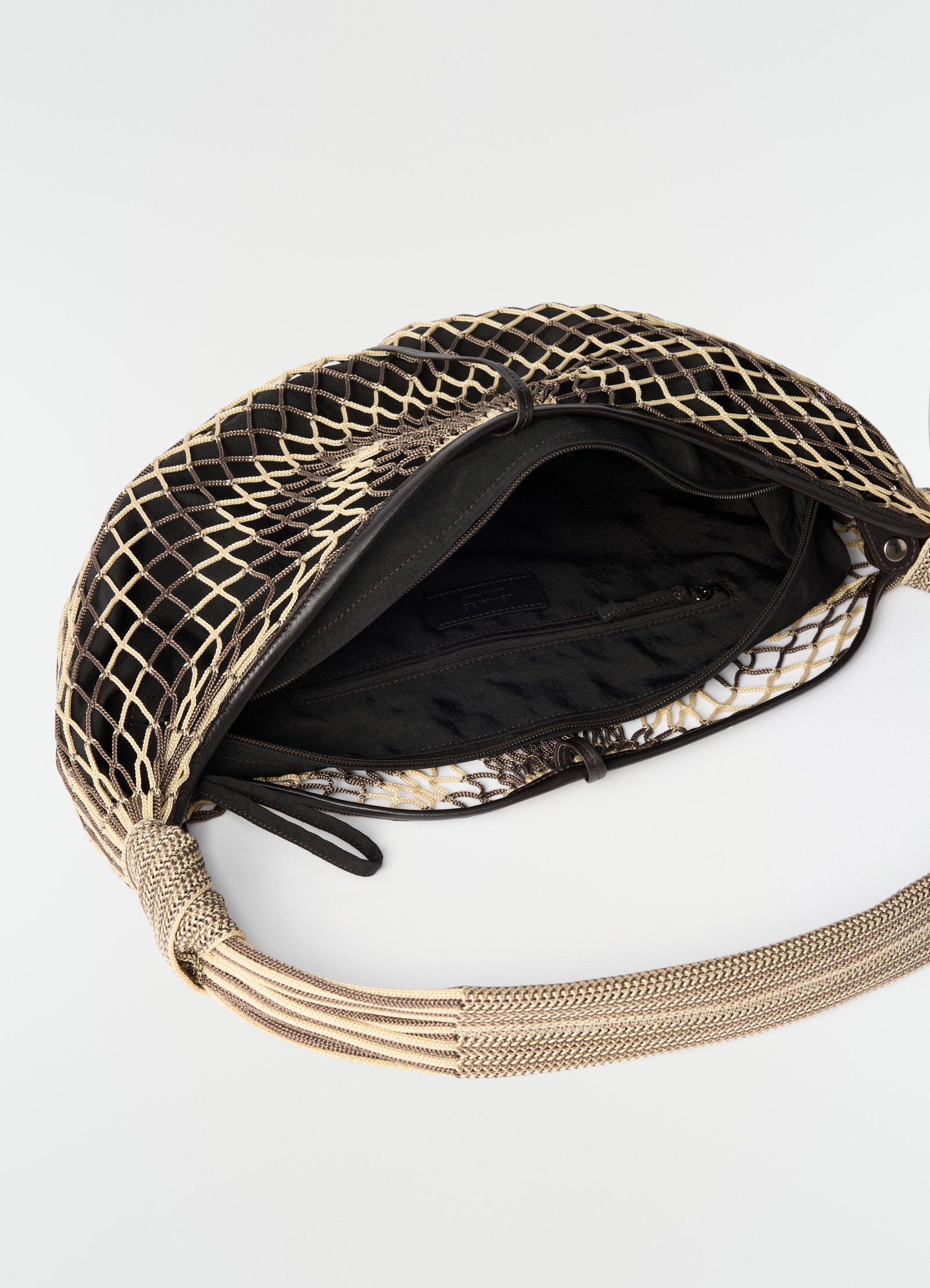 Croissant filt bag