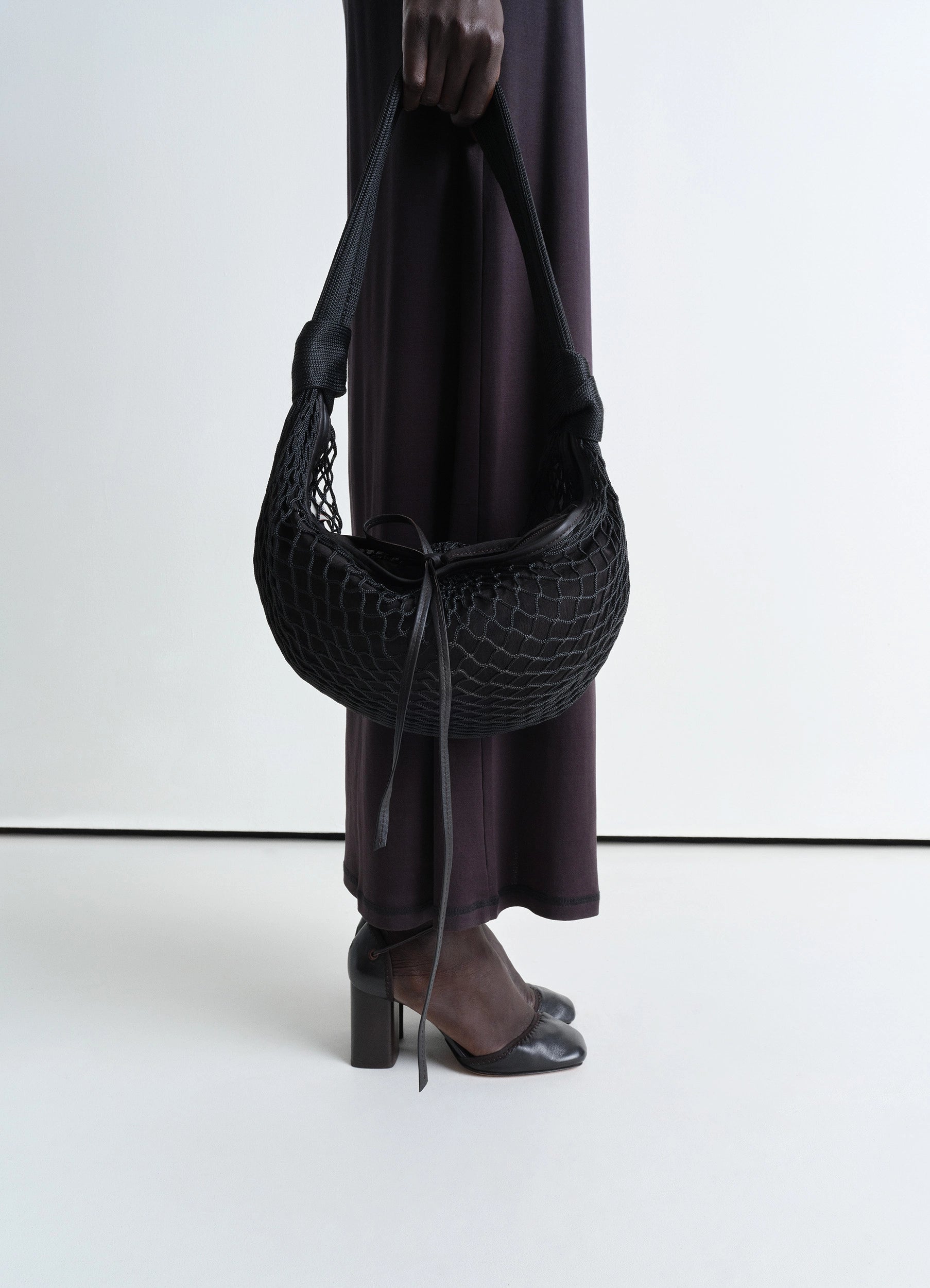 Black Fortune Croissant Filt Bag | LEMAIRE Black Fortune Croissant Filt Bag | LEMAIRE