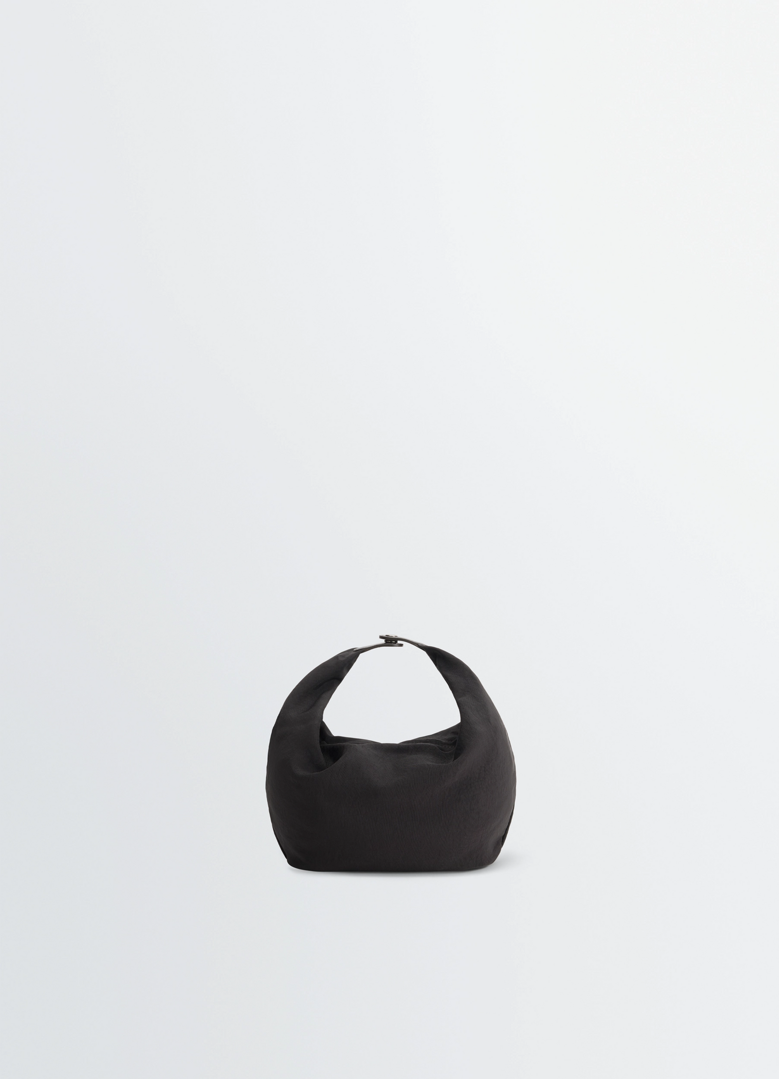 Fortune croissant filt bag in black nylon net, product shot, back view rounded top handle