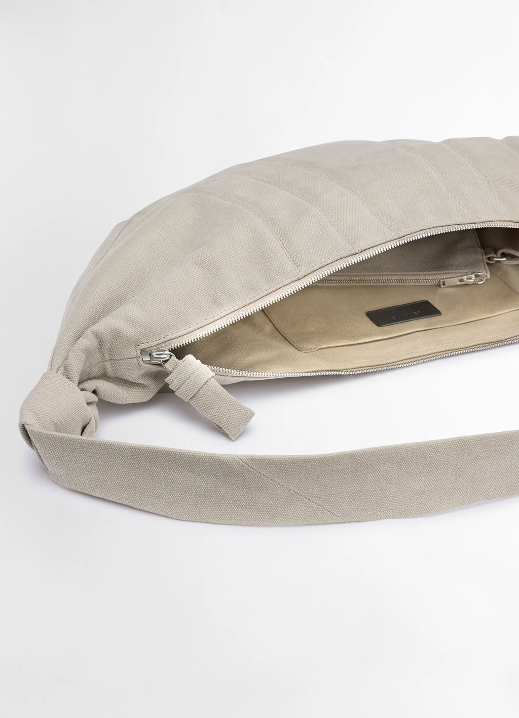 XL CROISSANT BAG - Linen - Heavy Cotton Canvas - Unisex | LEMAIRE XL CROISSANT BAG - Linen - Heavy Cotton Canvas - Unisex | LEMAIRE