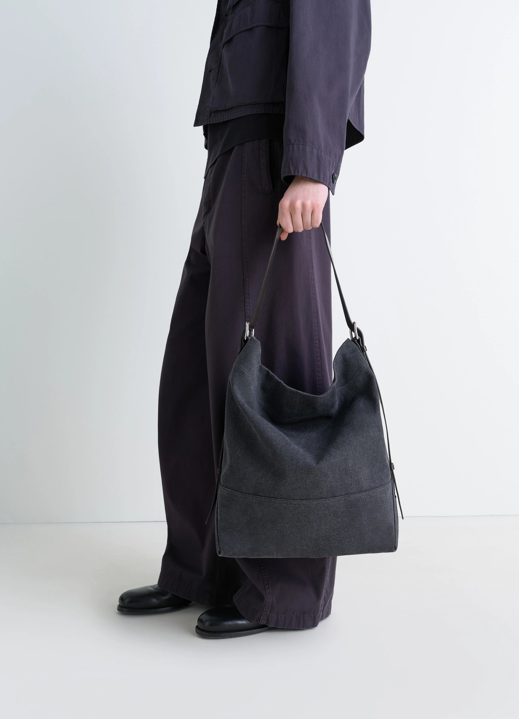 LEMAIRE BELTED TOTE BAG BLK ルメール トートバッグ BELTED TOTE BAG LEMAIRE BELTED TOTE BAG BLK ルメール トートバッグ BELTED TOTE BAG