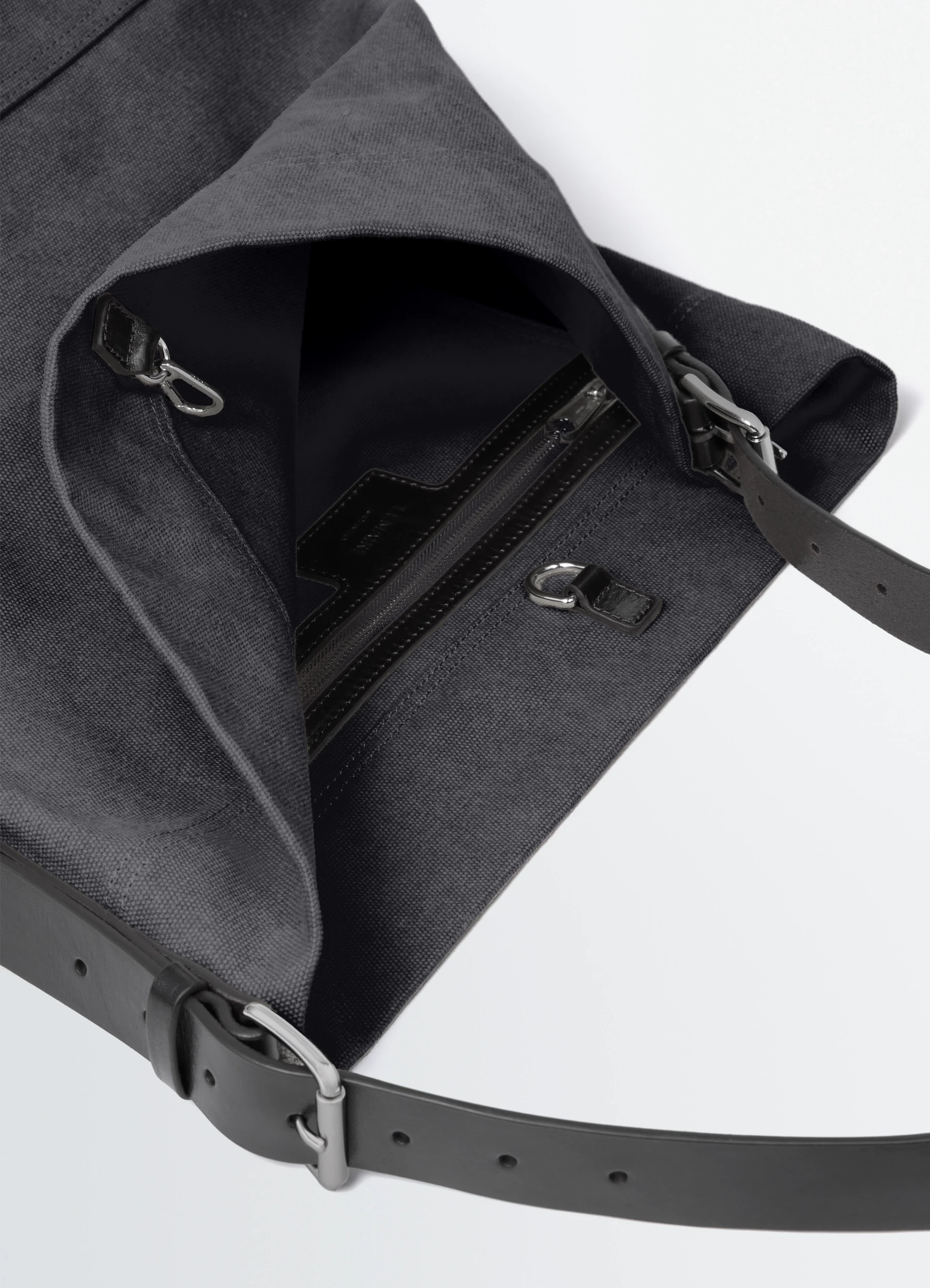 Lemaire Unisex Belted Tote Bag – Kinship JP LEMAIREトープ ベルト