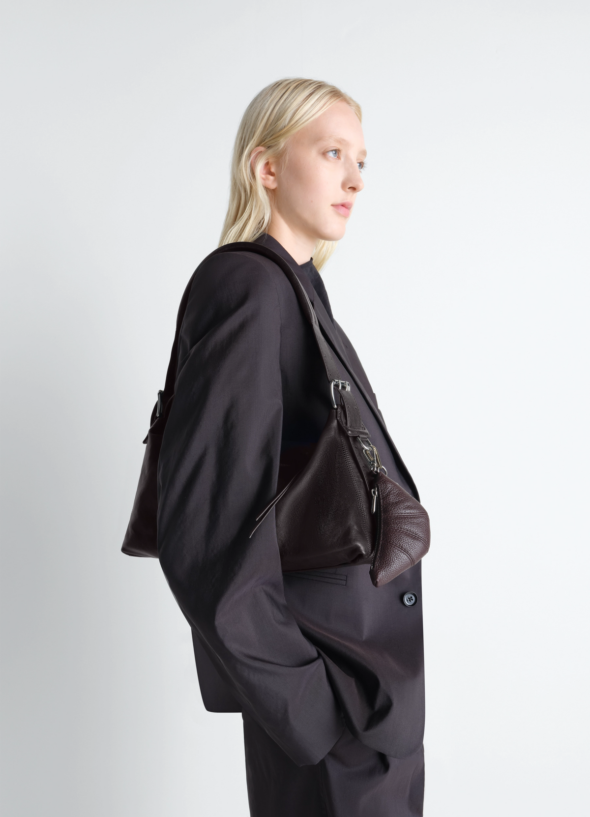 BELTED BAGUETTE BAG IN LEATHER - Dark Chocolate - Paper Lux BELTED BAGUETTE BAG IN LEATHER - Dark Chocolate - Paper Lux