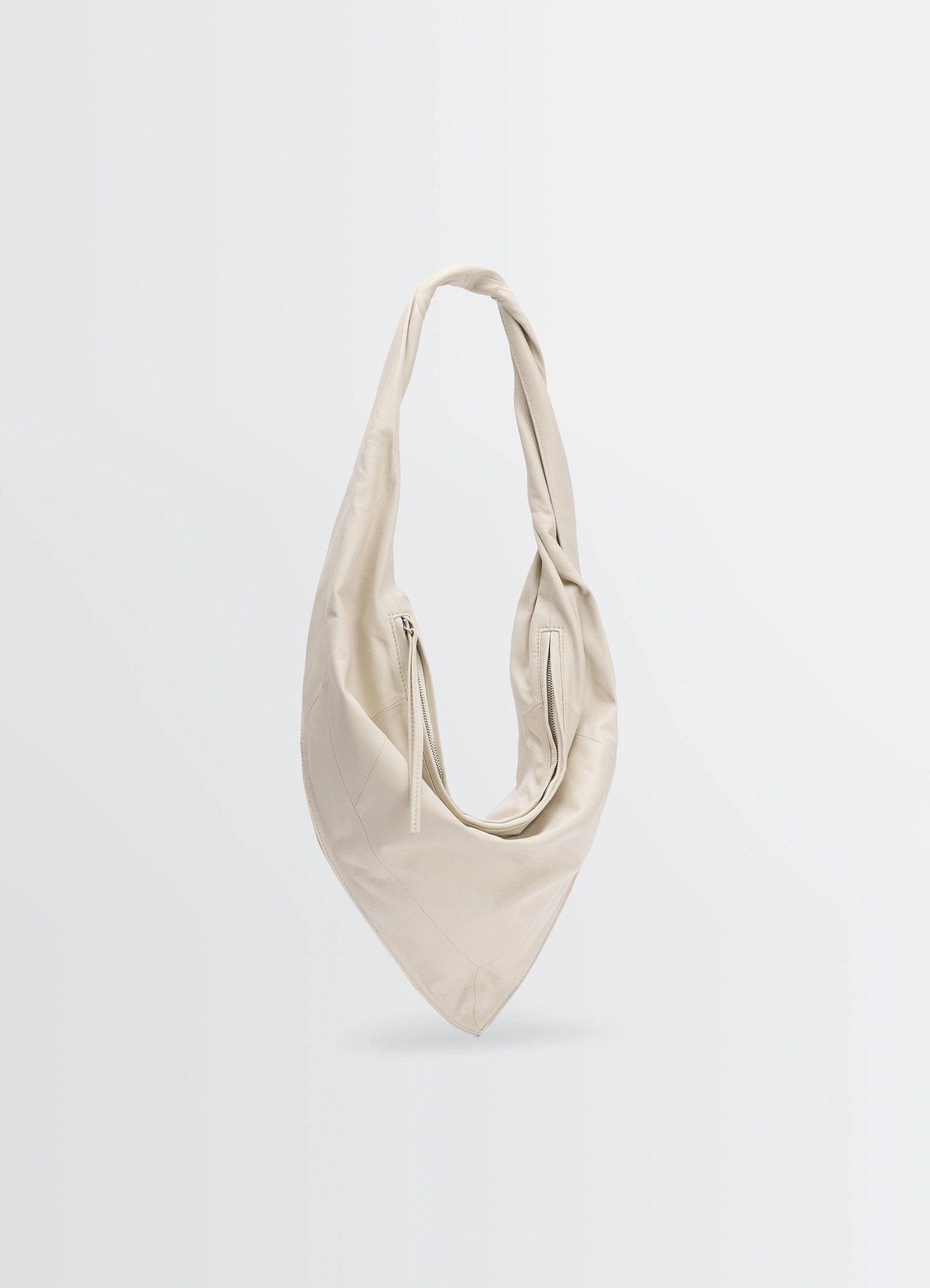 Lemaire small scarf extended handle in nappa leather, product shot, front view zippered front detail