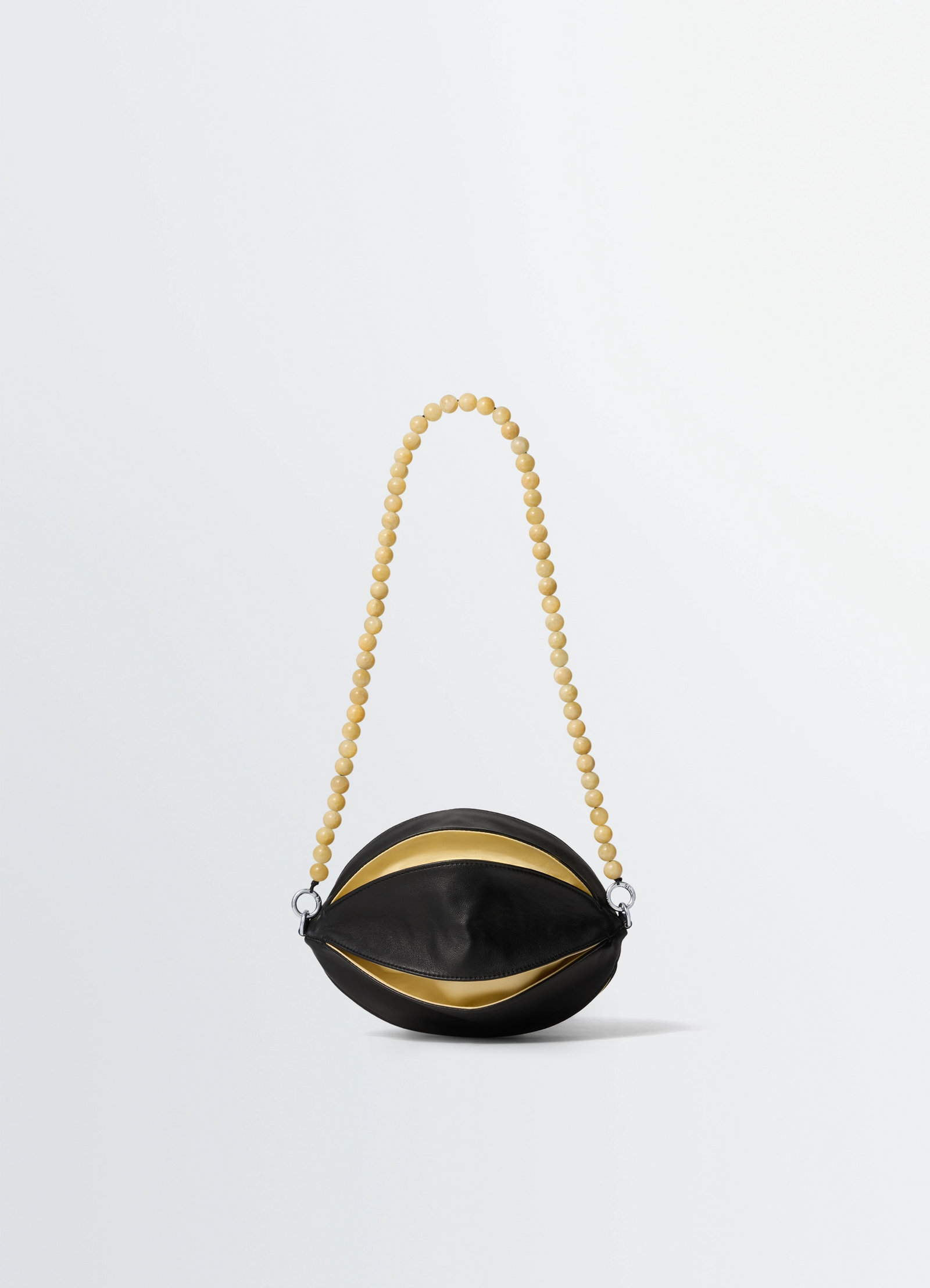 Balloon slits bag in leather