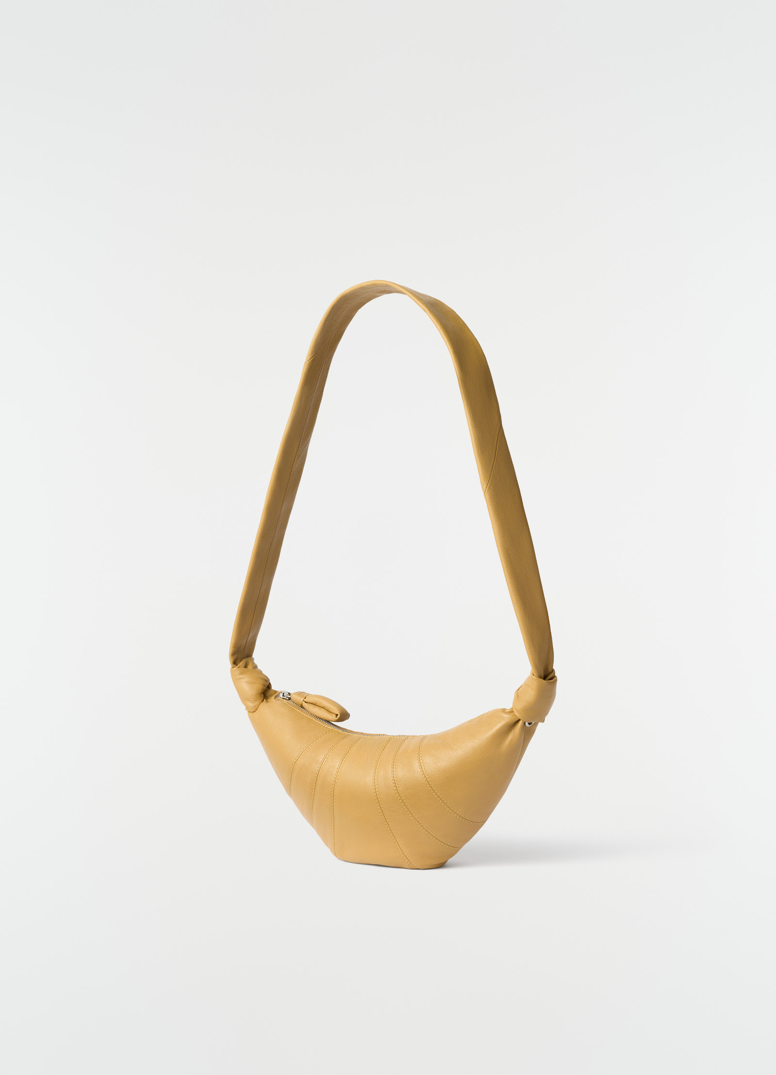 Small croissant bag in goat leather