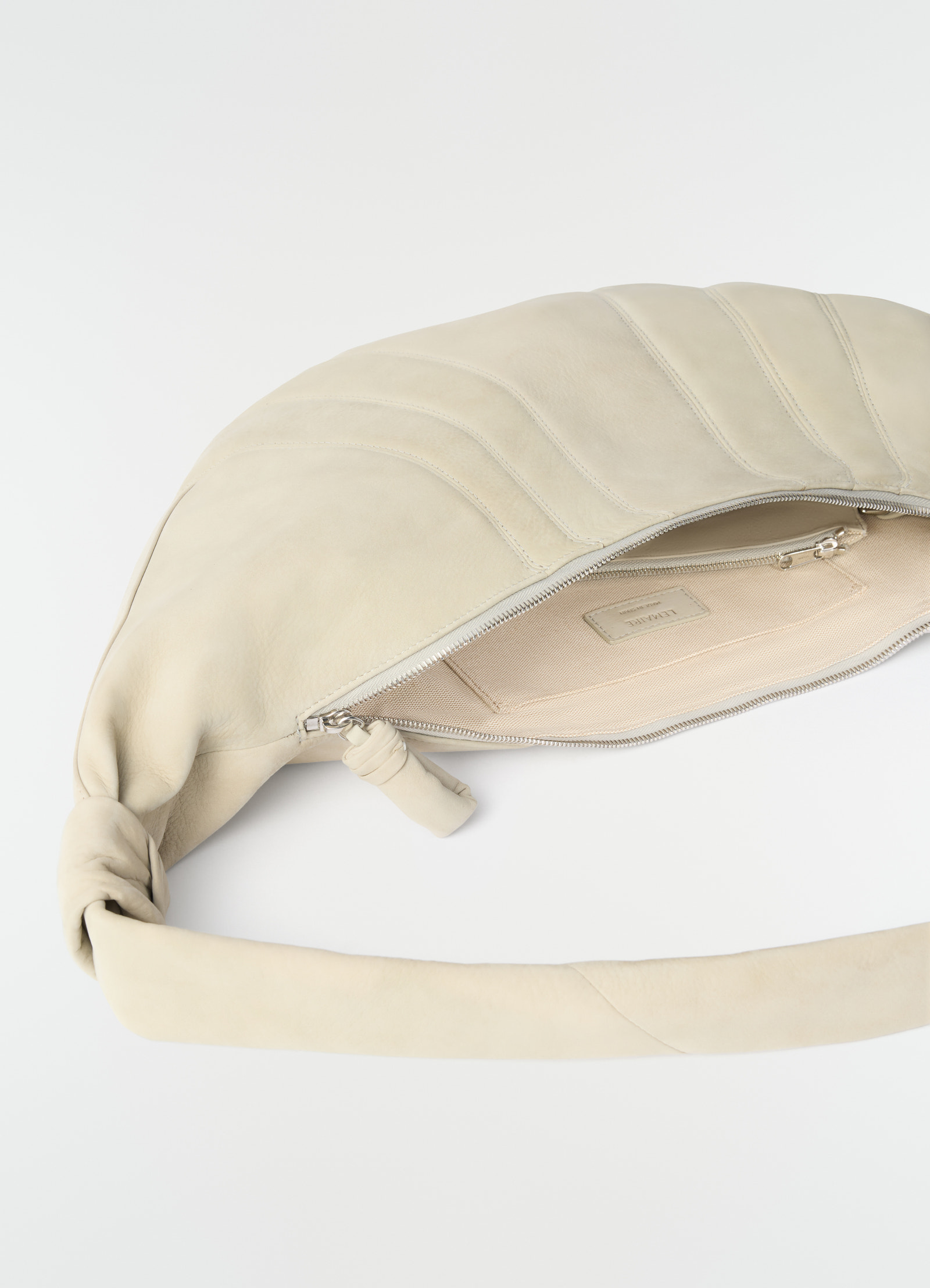 Sac croissant grand modèle en alpaca nubuck