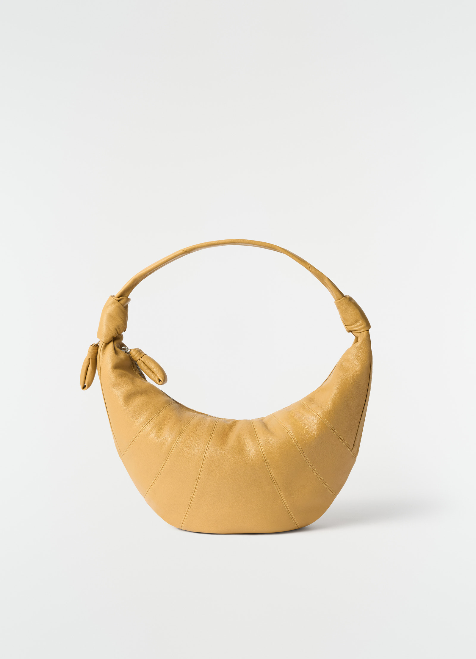 Fortune croissant bag in goat leather