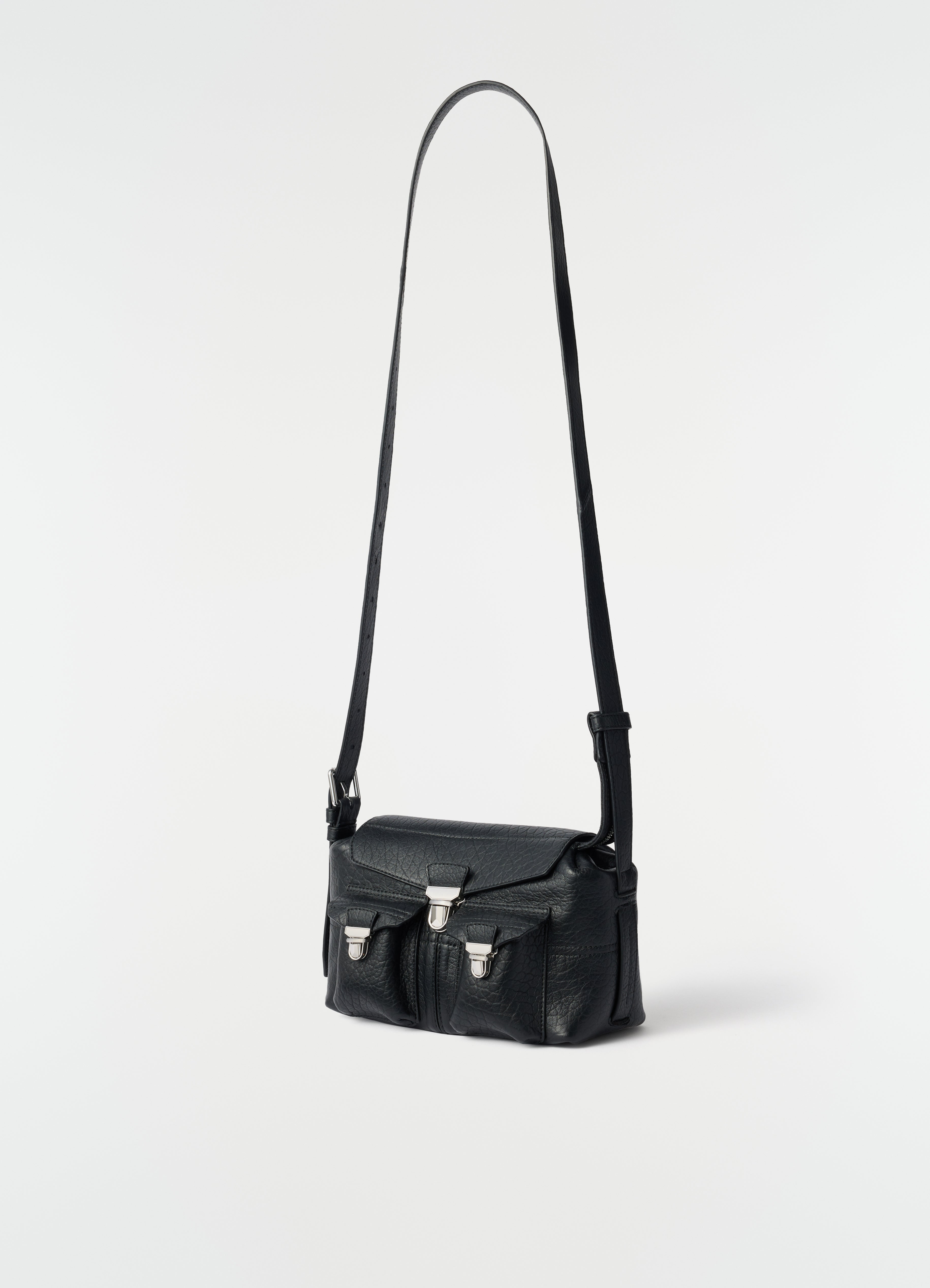 ⭐️美品　Lemaire ブラックショルダーバッグ ウィメンズ＆ユニセックス バッグ | LEMAIRE