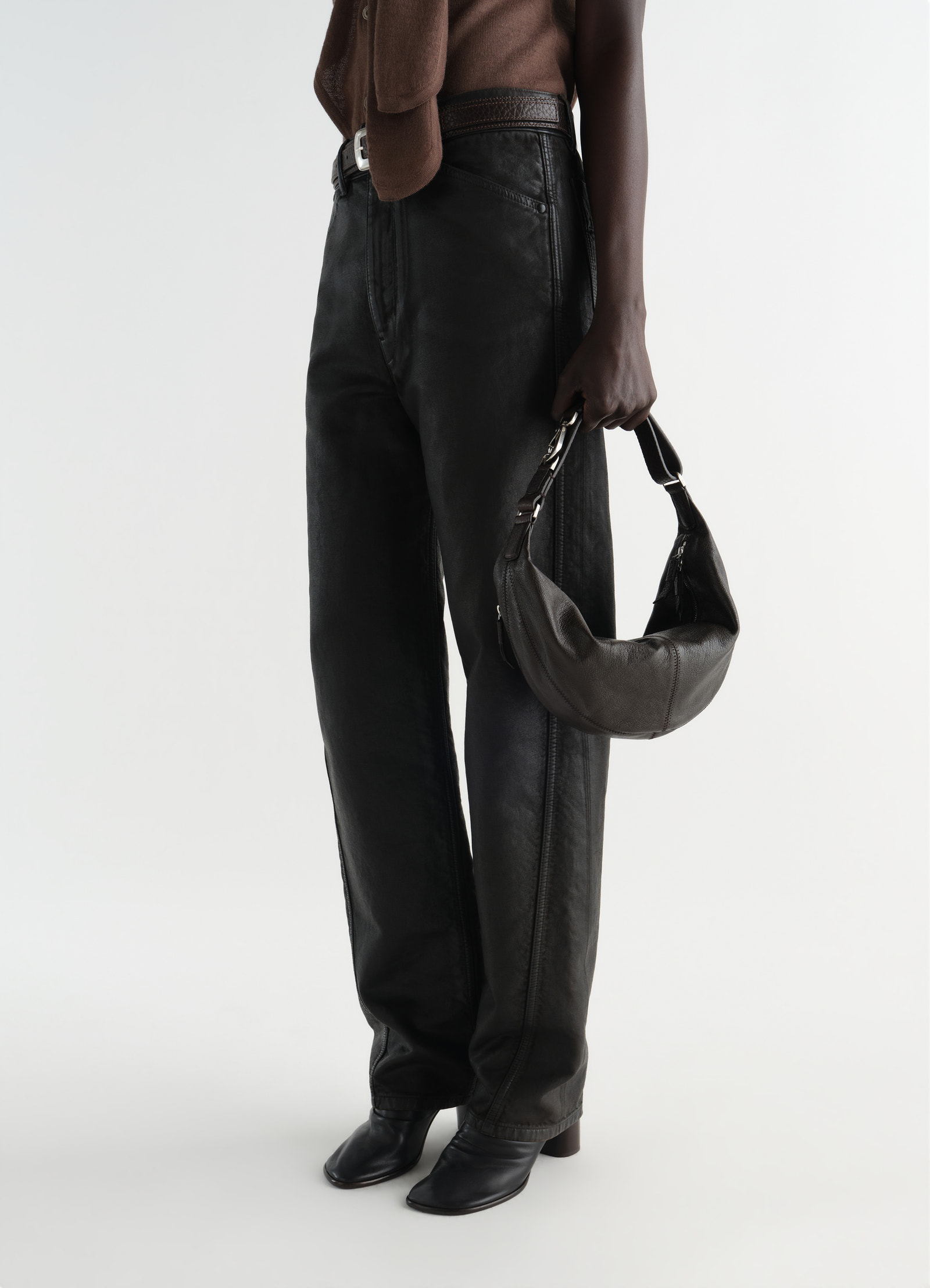 Mini quiver clip bag in grained buffalo leather