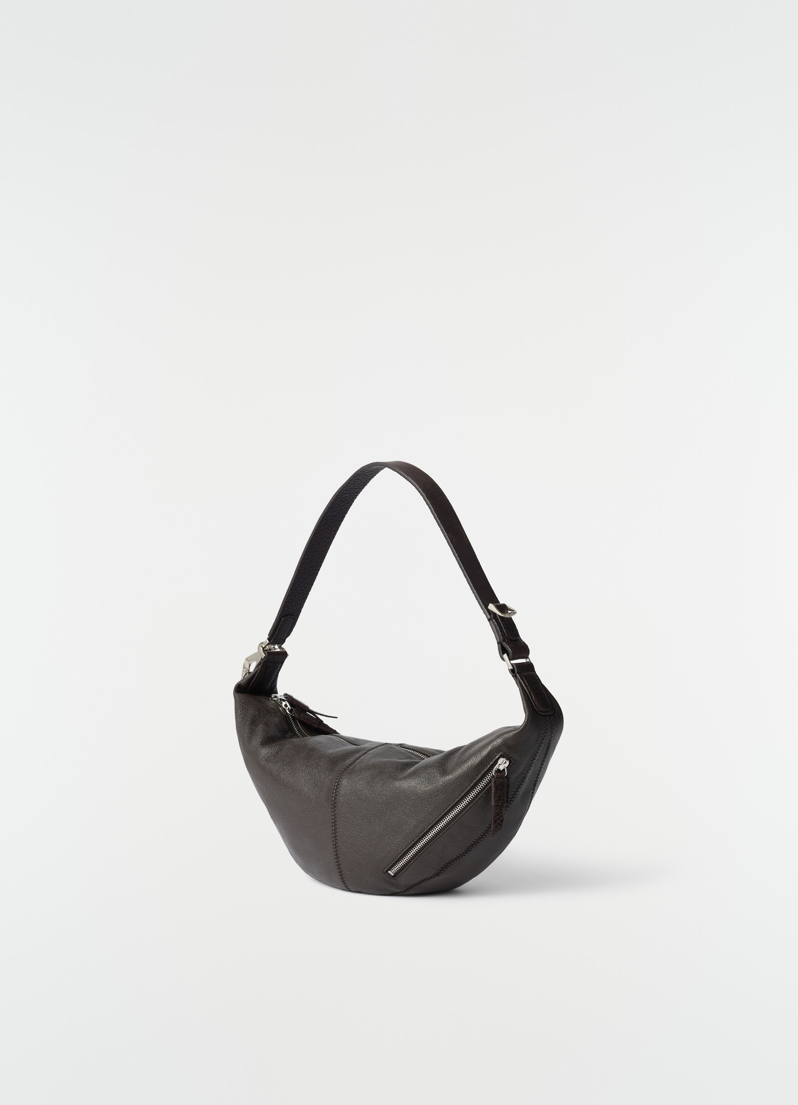 Mini quiver clip bag in grained buffalo leather