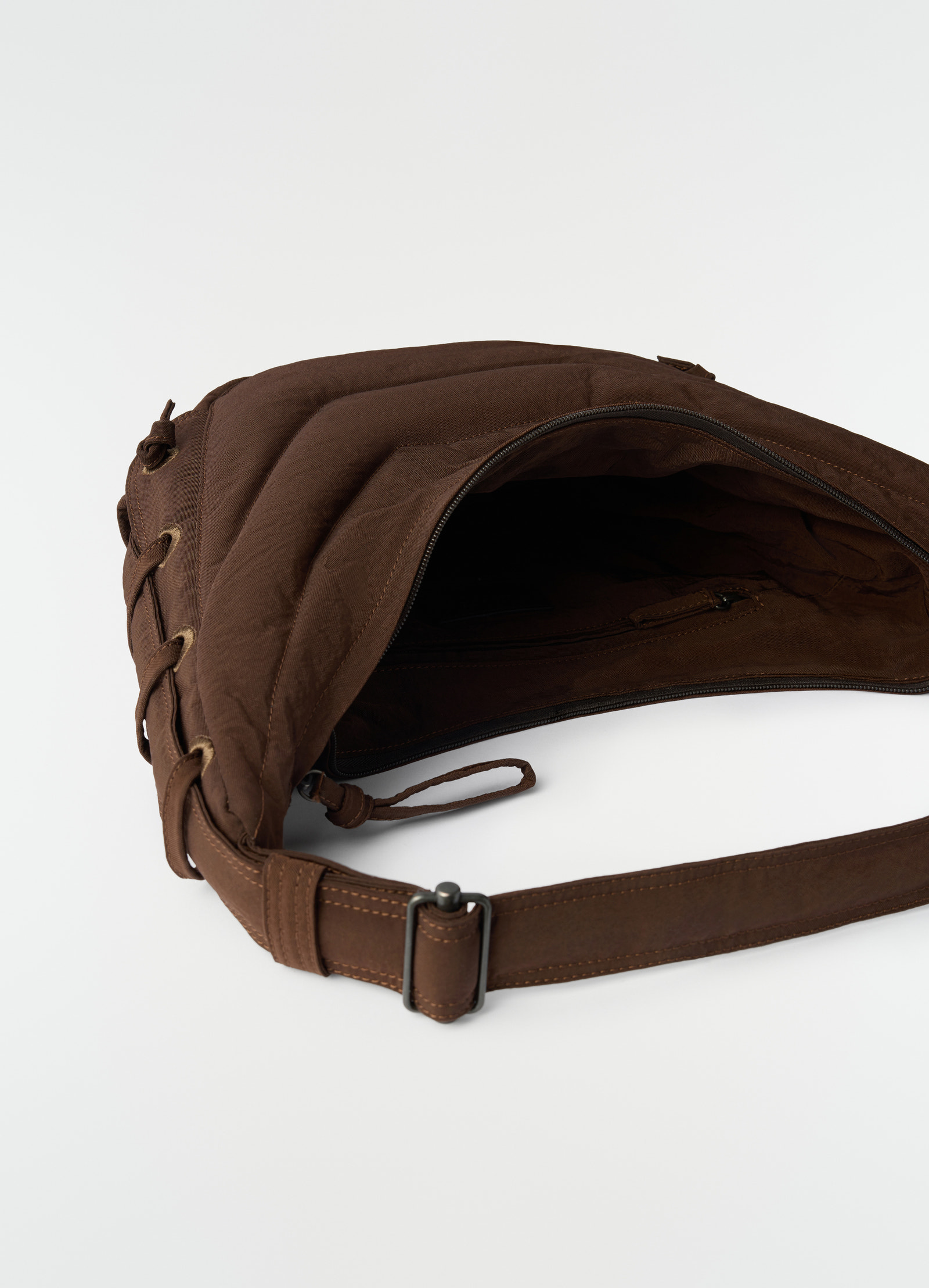 Small soft game bag in nylon canvas