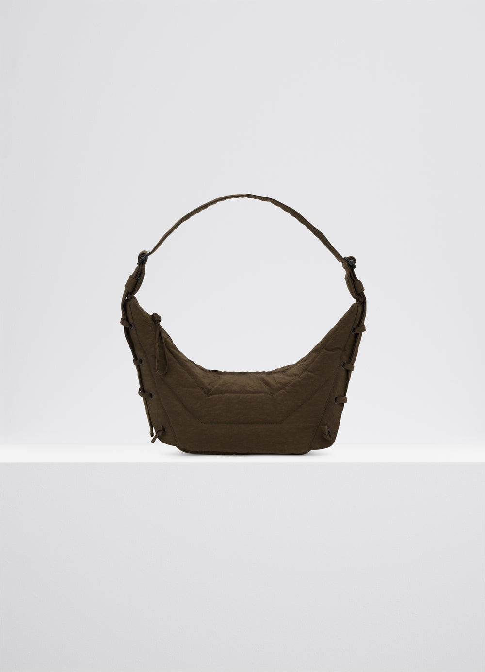 Small Soft Game Bag in Fluffy Nylon Canvas, product shot, Front View Matte Surface Sturdy Structure