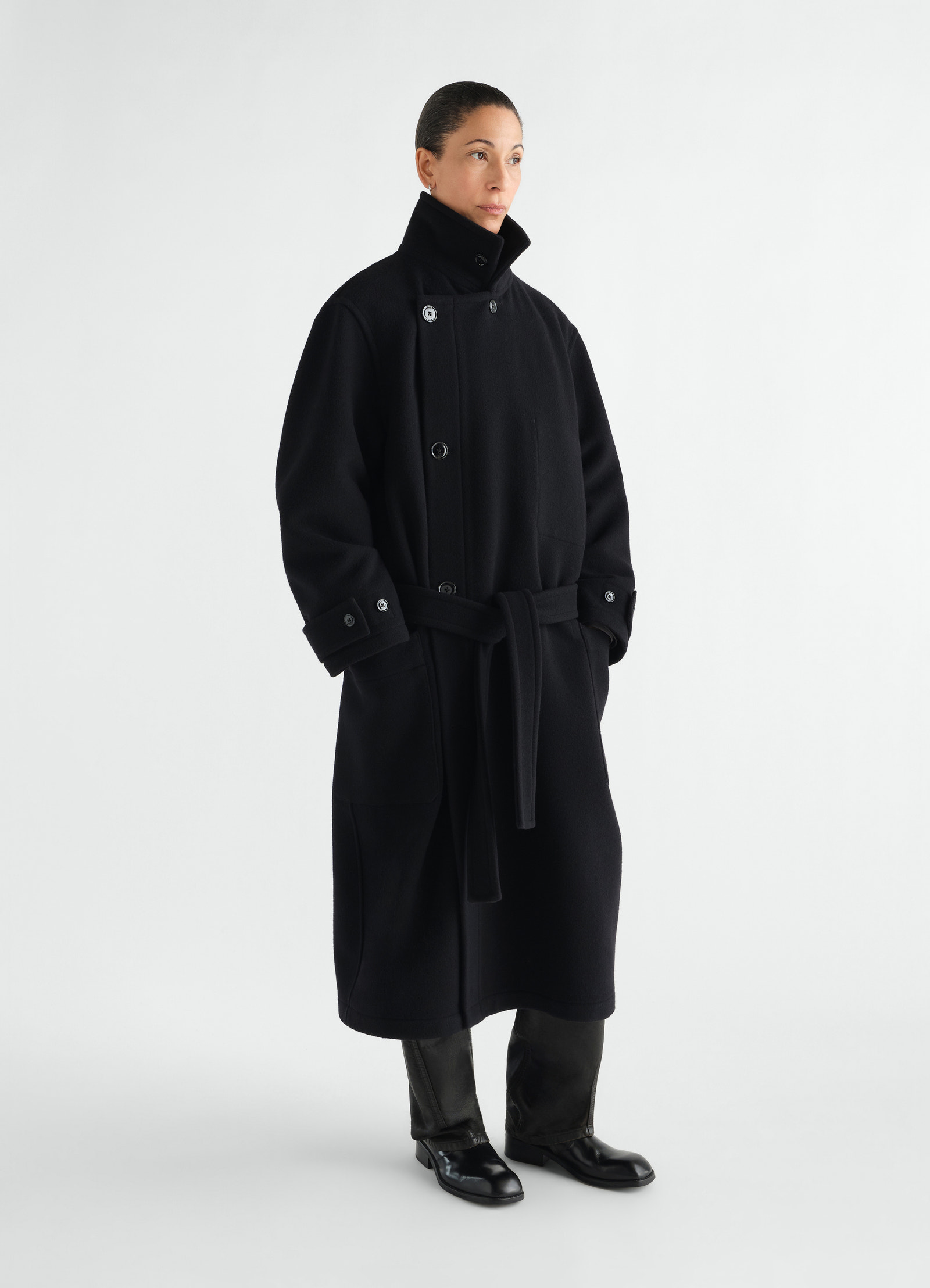 Wrap coat in wool