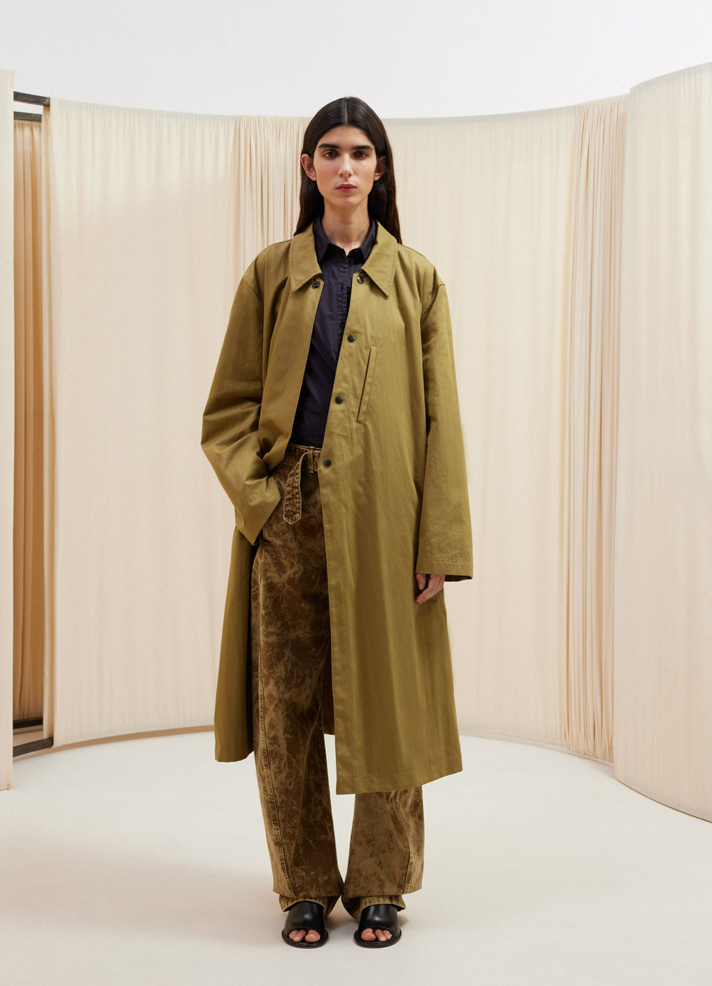 アシンメトリーレインコート