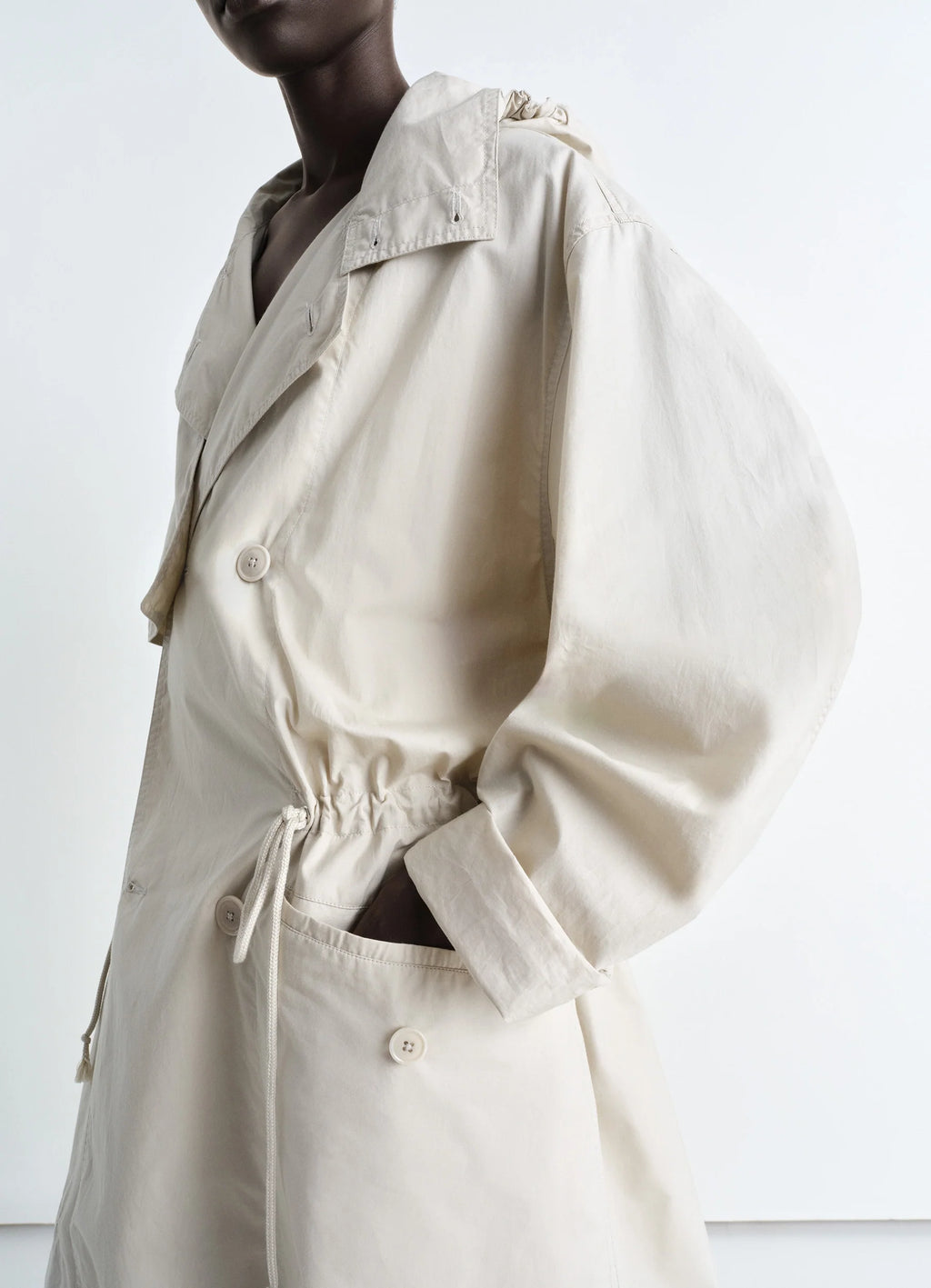 Unisex Parka in Lightweight VENTILE® cotton, model shot, three-quarter close-up cord channel waist, pocket