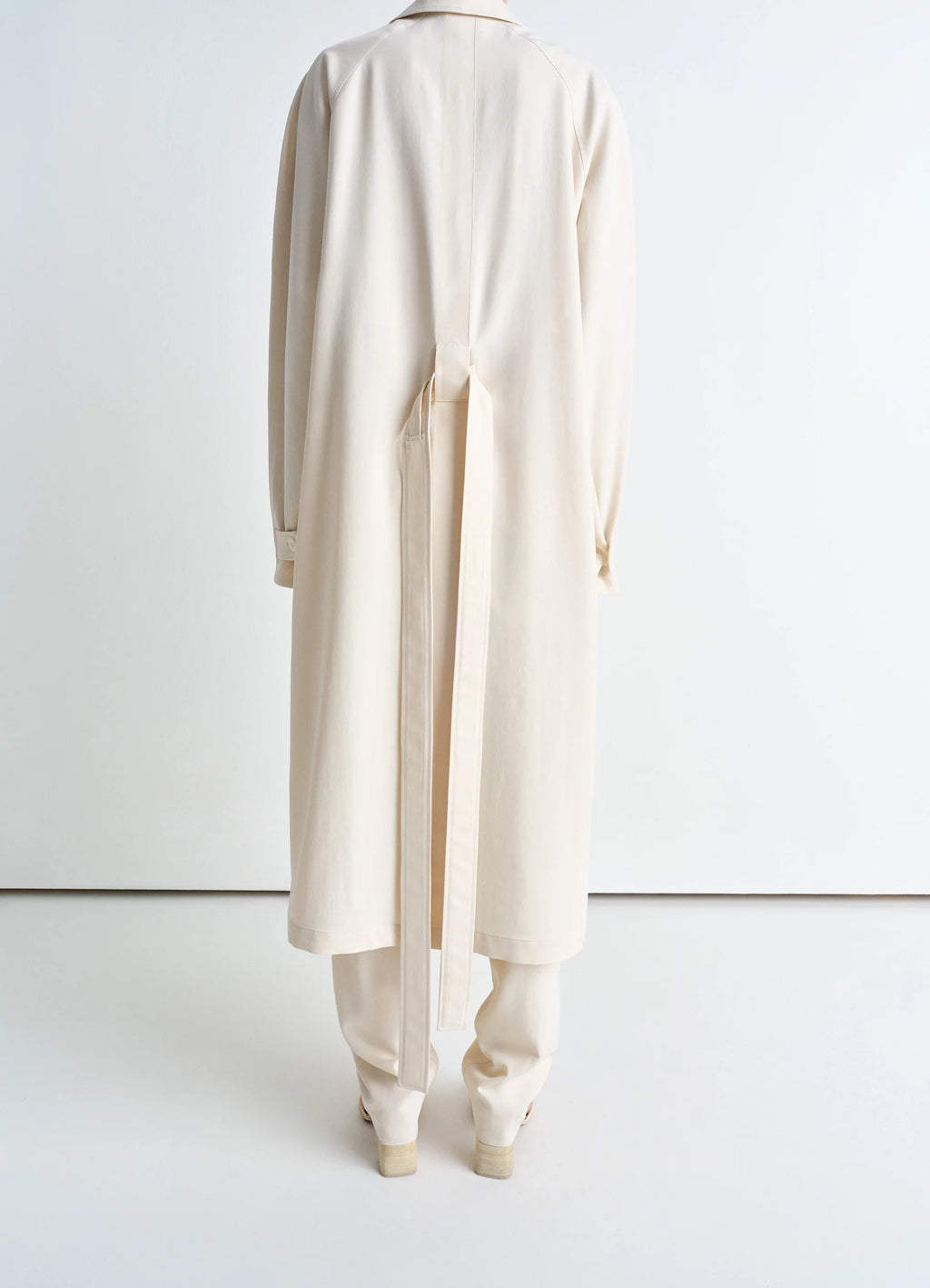 ライト スリット入り オーバーコート