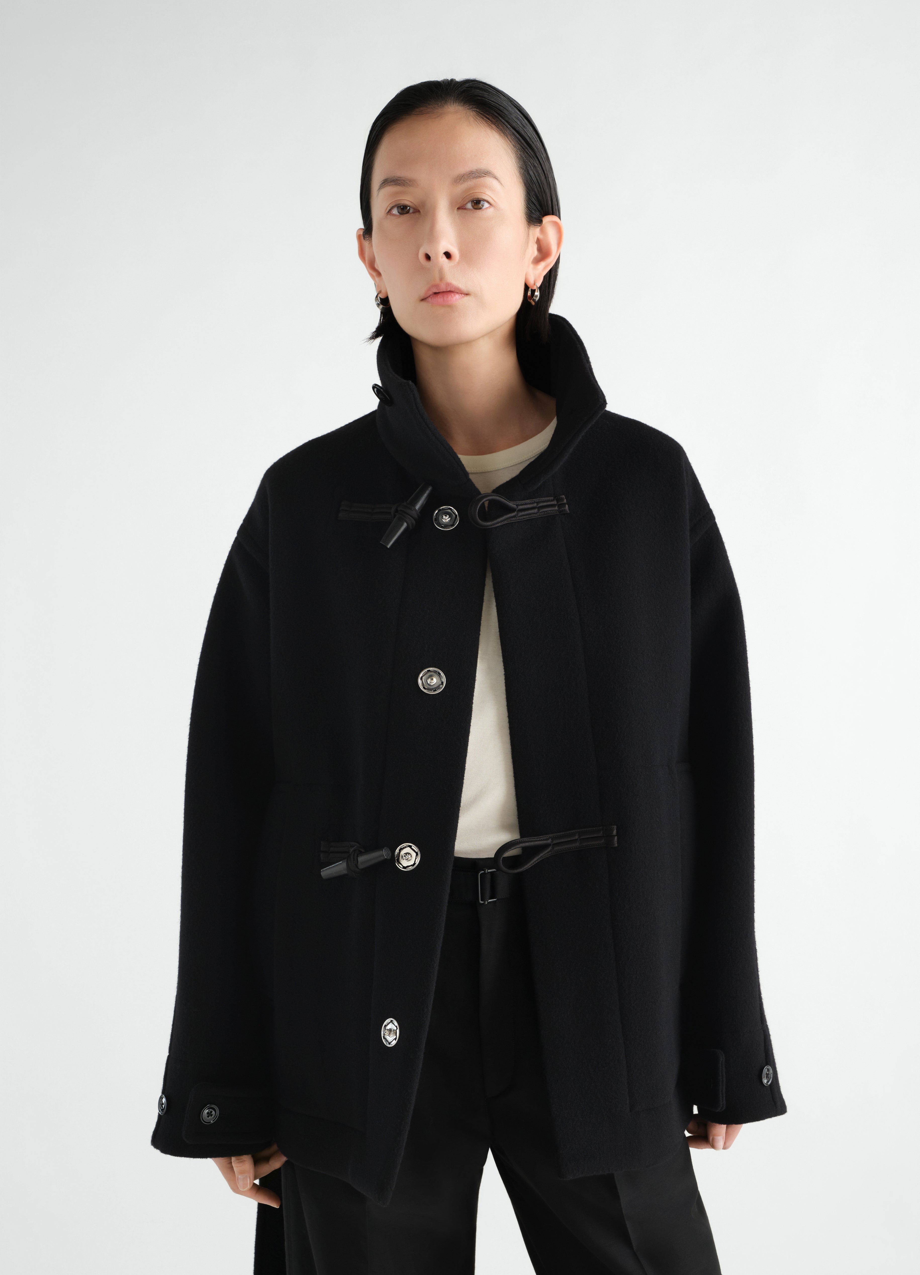SHORT DUFFLE COAT IN WOOL - Black - Double Wool - Women | LEMAIRE