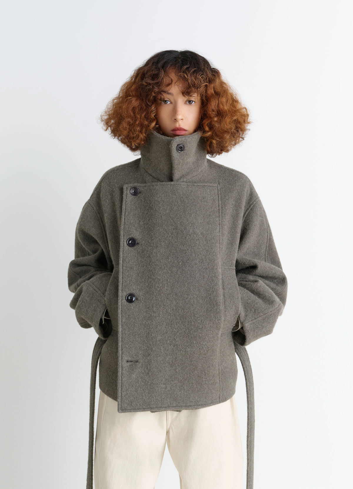 アシンメトリー ショートバスローブコート - Dark Khaki - Soft アシンメトリー ショートバスローブコート - Dark Khaki - Soft
