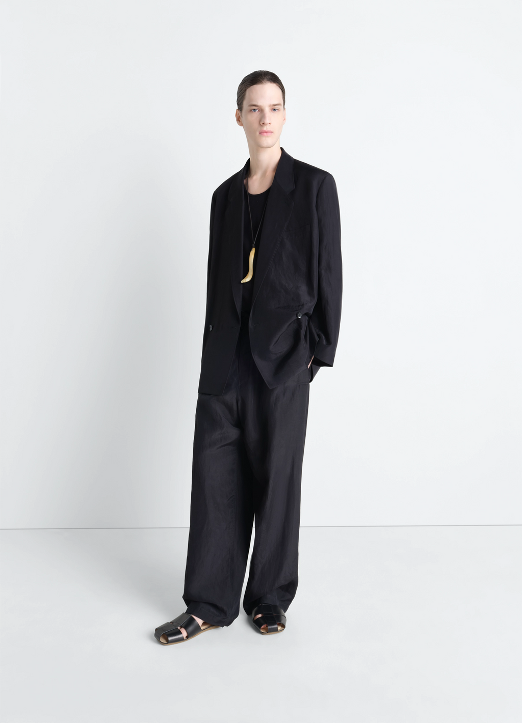 リネンビスコースのソフトテーラリングダブルブレストコート