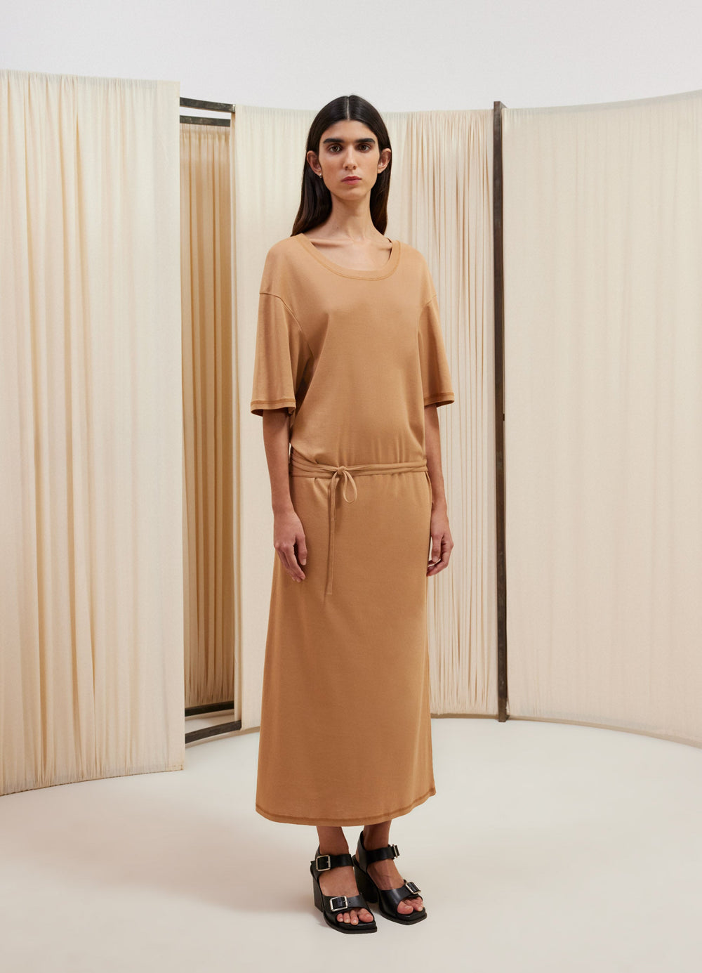 Lemaire Belted Rib T-Shirt Dress in Mid-weight Cotton Jersey, model shot, Front view Loose ankle-length shape