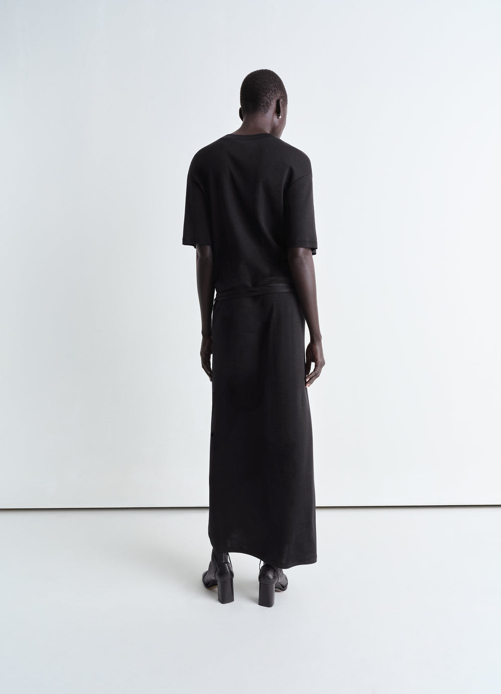 Lemaire Belted Rib T-shirt Dress in Cotton jersey rib, model shot, back view straight ankle-length fit