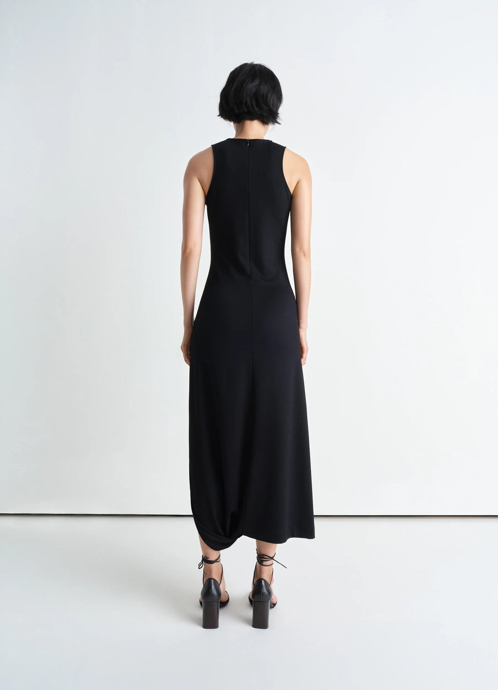 트위스트 헴 드레스