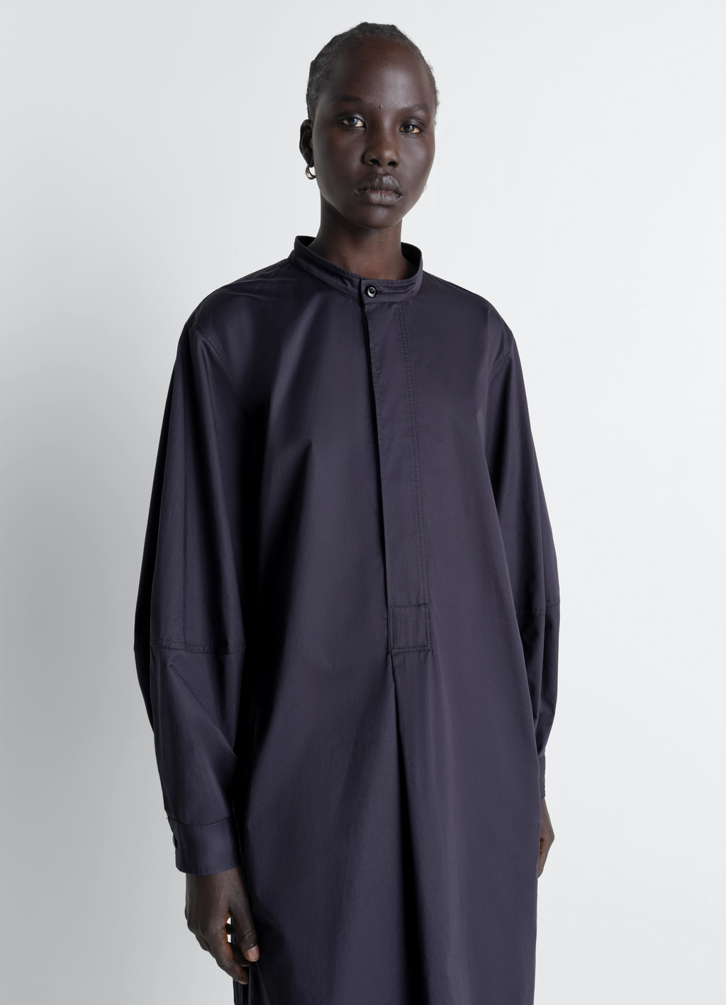 ライトコットンサテンのリケットドレス