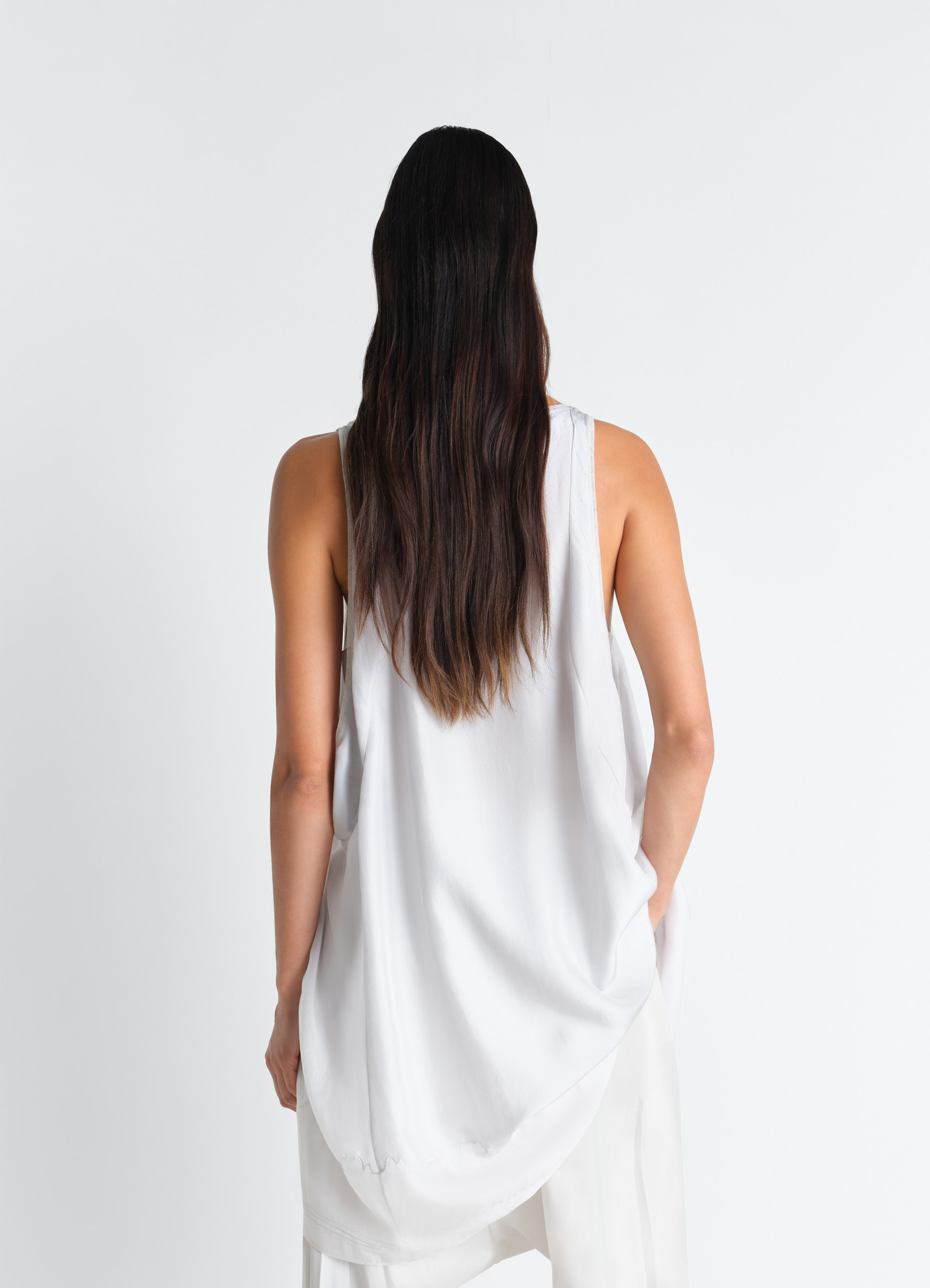 Lemaire sleep tunique dress in silk pongee, model shot, back view draped loose sleeveless