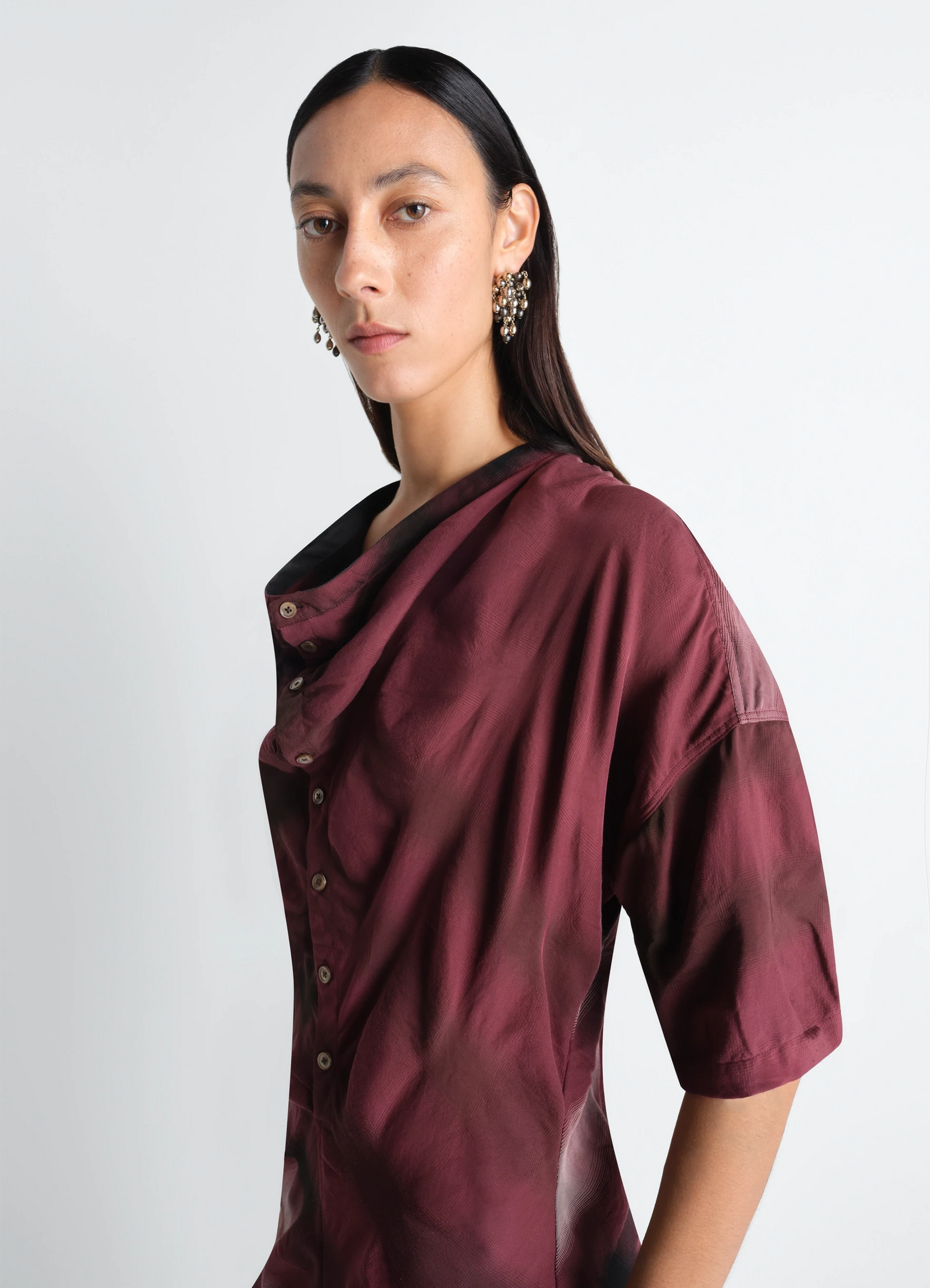 Soft collar dress in viscose cotton in reddish check viscose cotton, model shot, side view asymmetric cowl neck, short sleeve