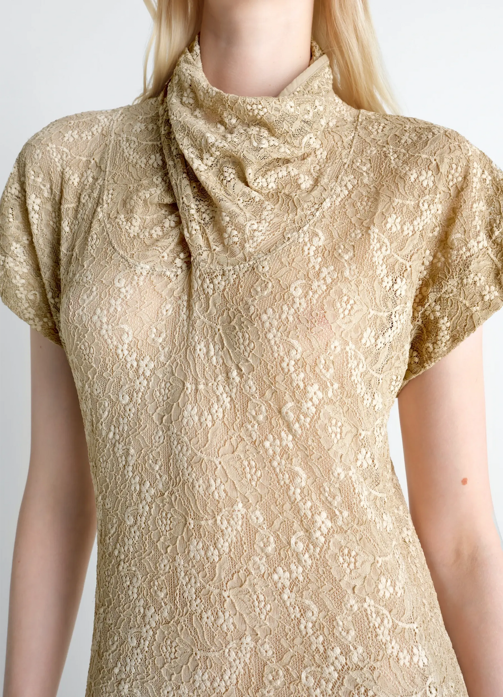 ロングスカーフドレス