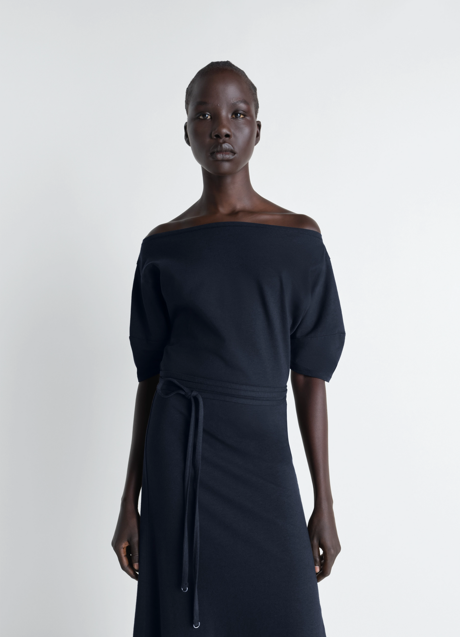Off shoulder dress in jersey in thick cotton-linen jersey, model shot, front view waist tie detail