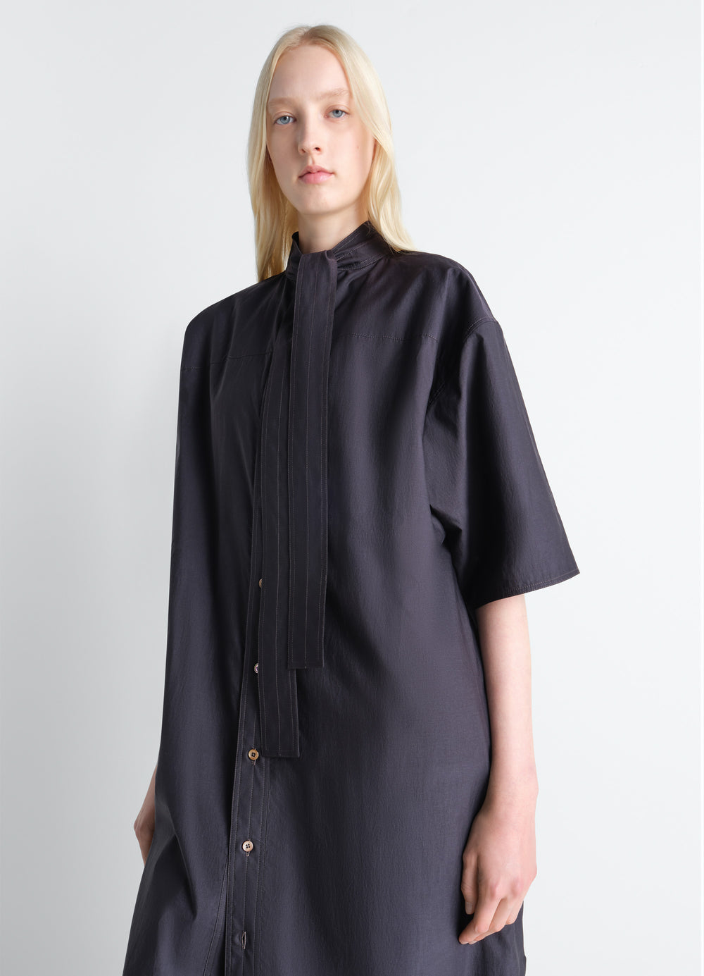 Reversible Tube Dress in Washed Cotton Silk, model shot, side view buttoned half-sleeve