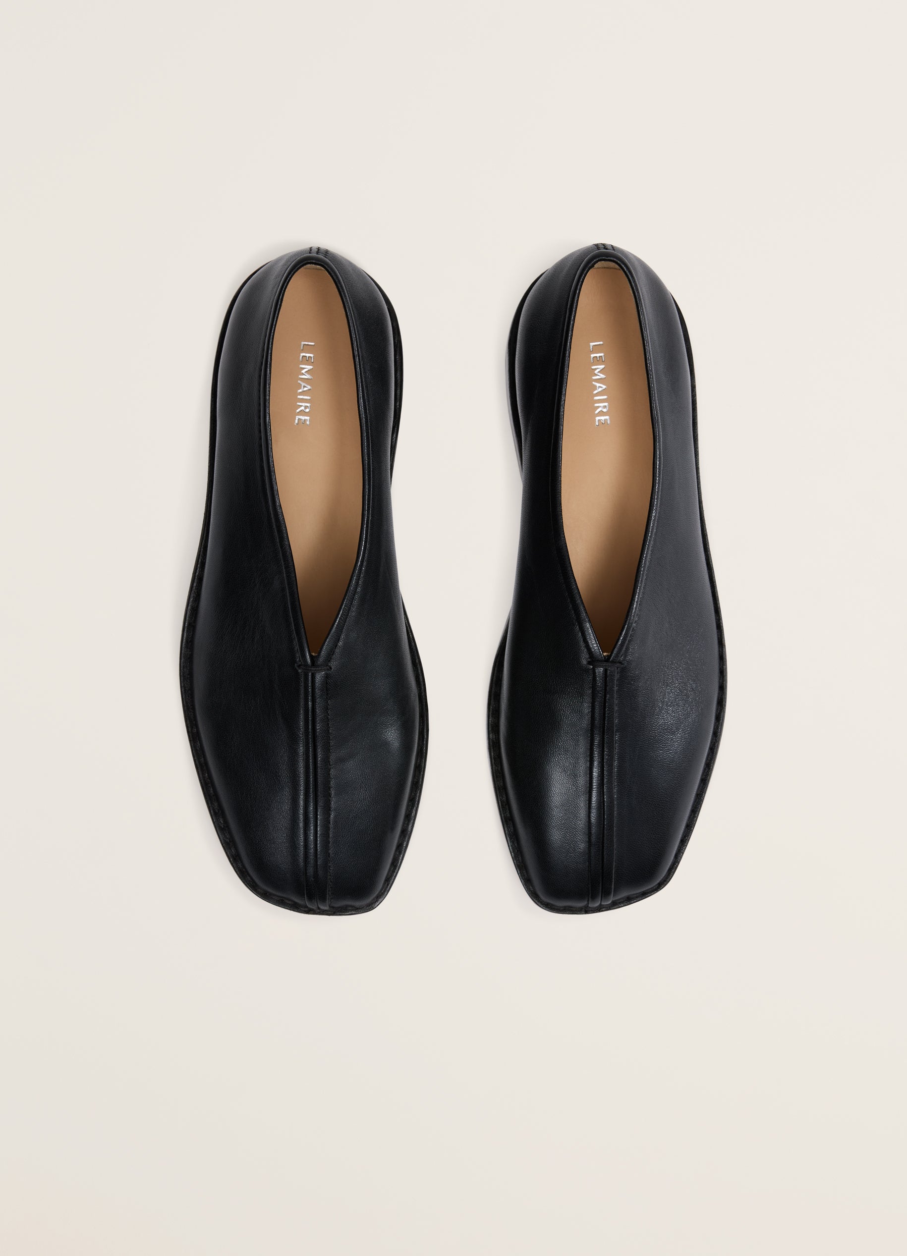 Black Flat Piped Slippers Women in Shiny Nappa Leather | LEMAIRE