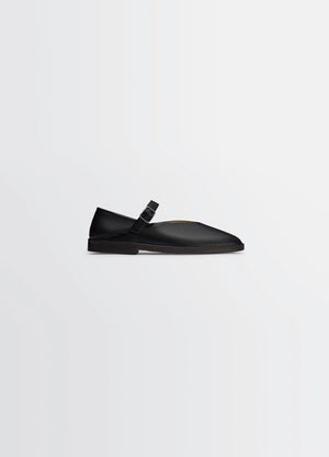 Ballerina Shoes in Black Nappa Lamb Leather, product shot, Side view Modern twist