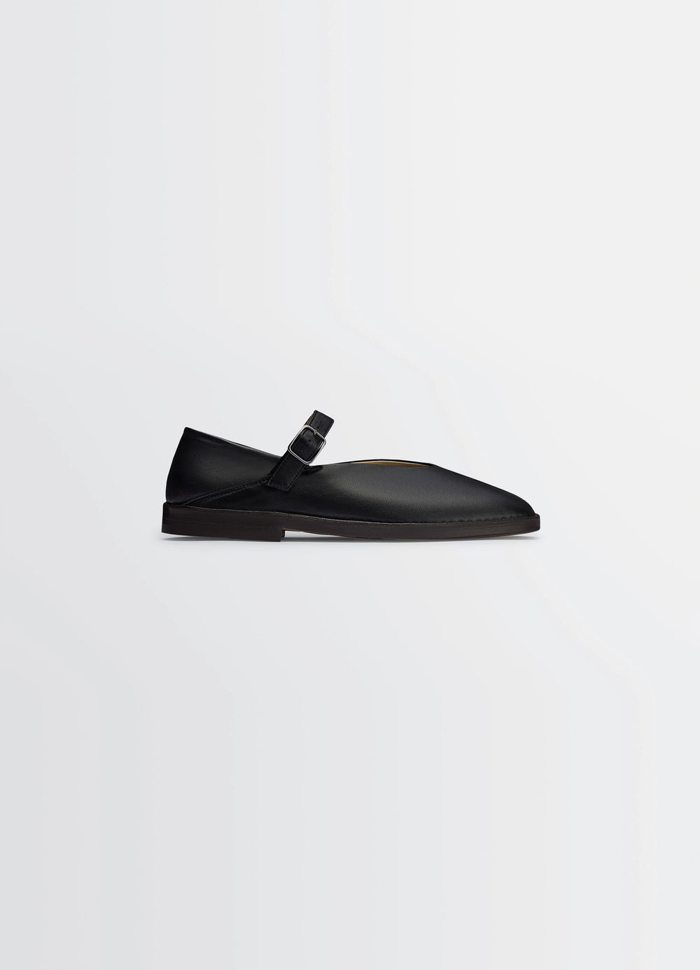 Ballerina Shoes in Black Nappa Lamb Leather, product shot, Side view Strap detail