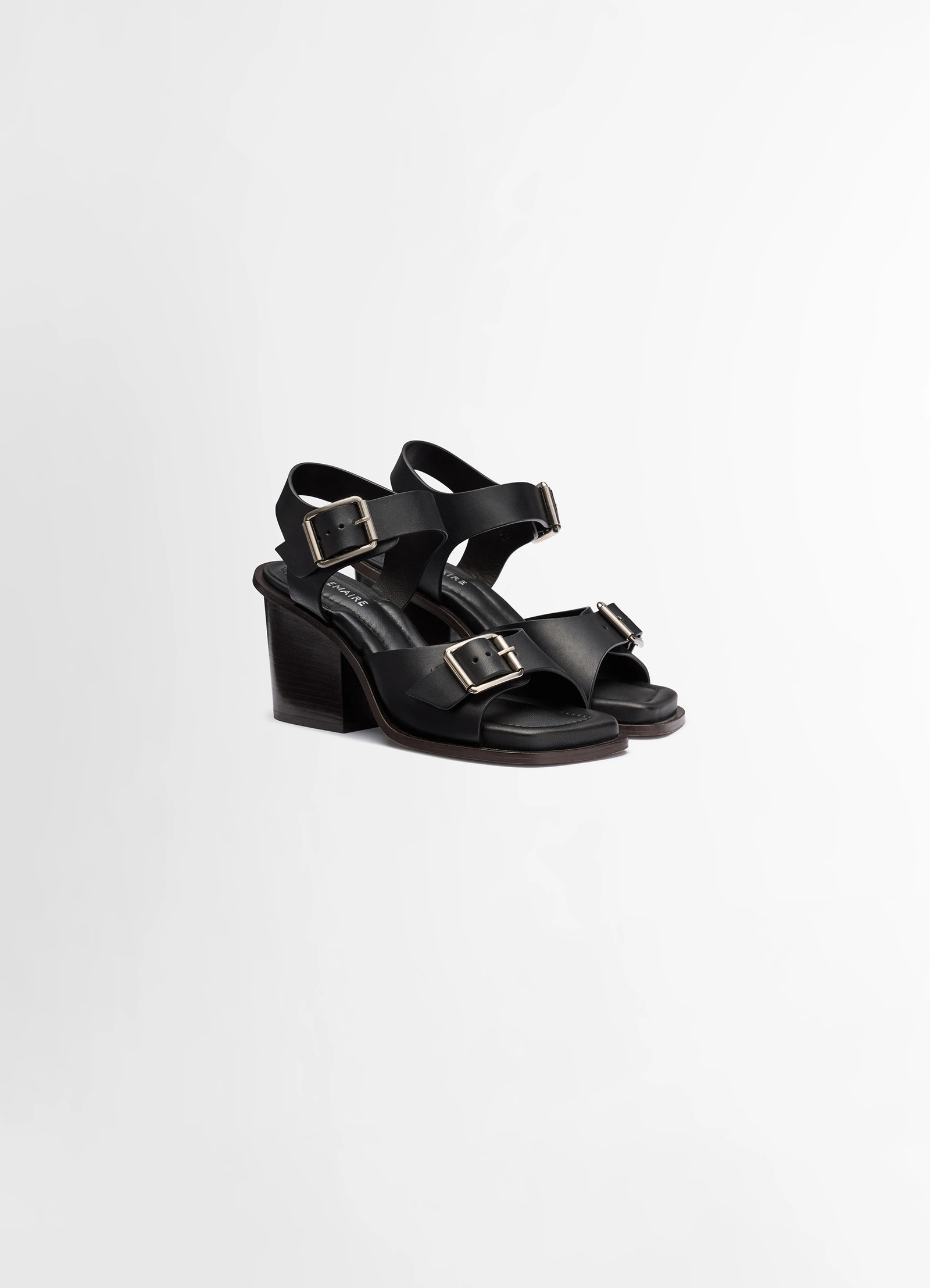 Square heeled sandals with straps 8 in smooth vegetable-tanned leather, product shot, angled pair view cross straps, stacked